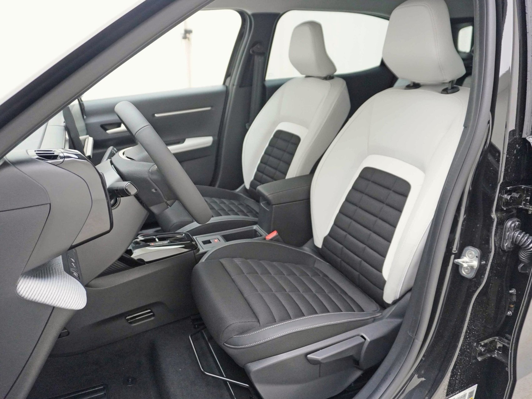 CITROEN C3 Aircross 1.2 Hybrid Max-image-6