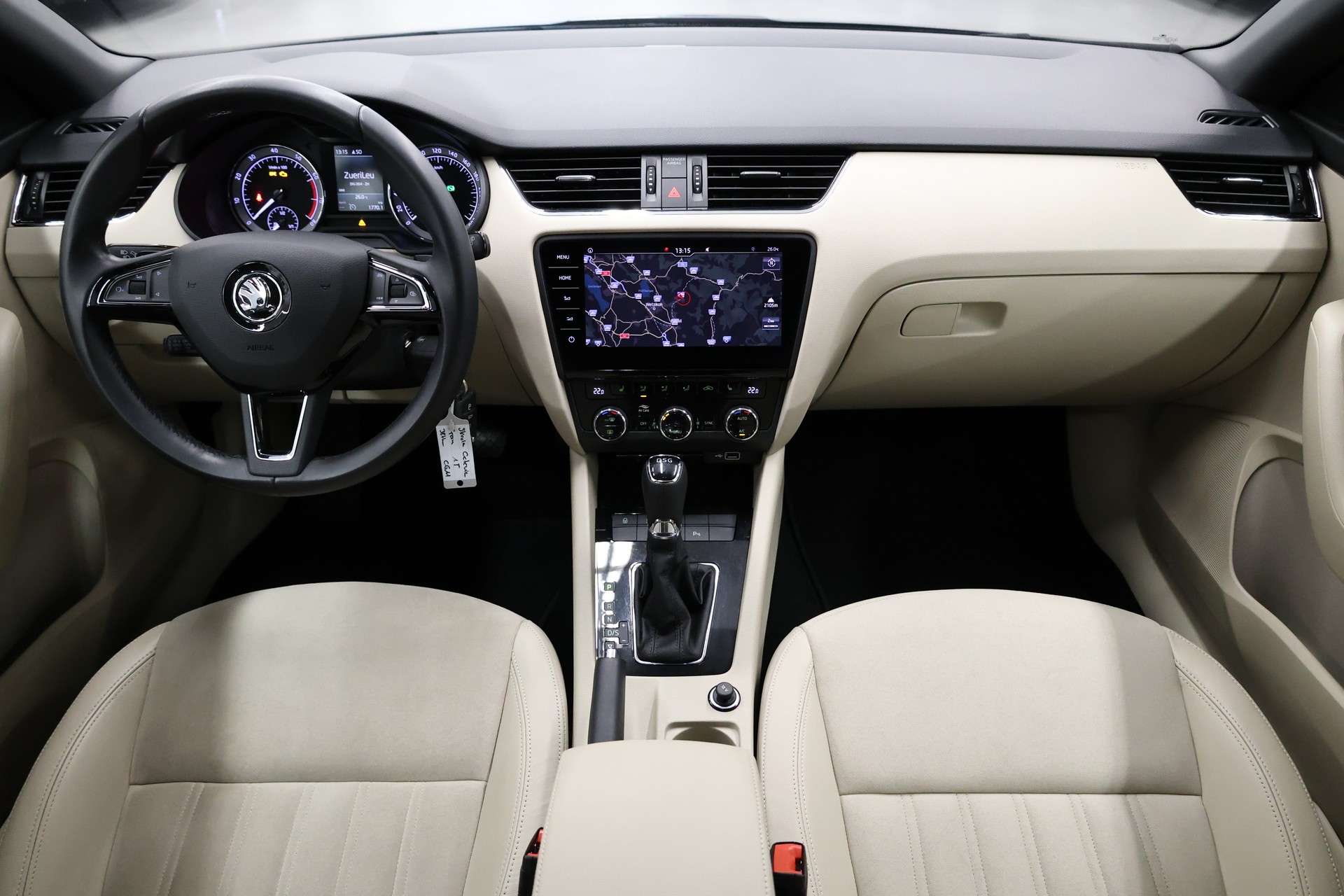 SKODA Octavia Combi 1.5 TGI G-TEC Style DSG-image-11