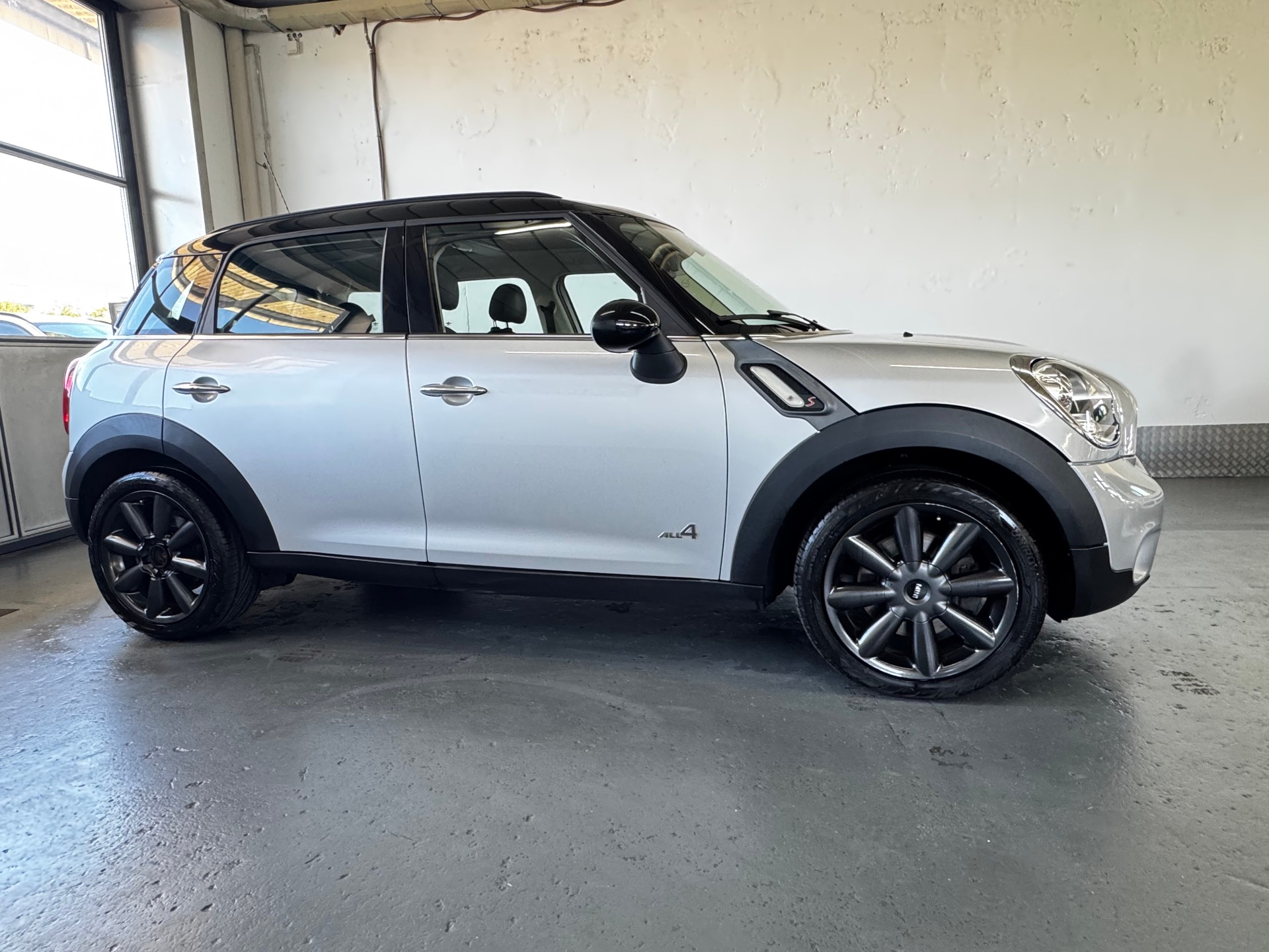 MINI Countryman Cooper S ALL4 Steptronic-image-6