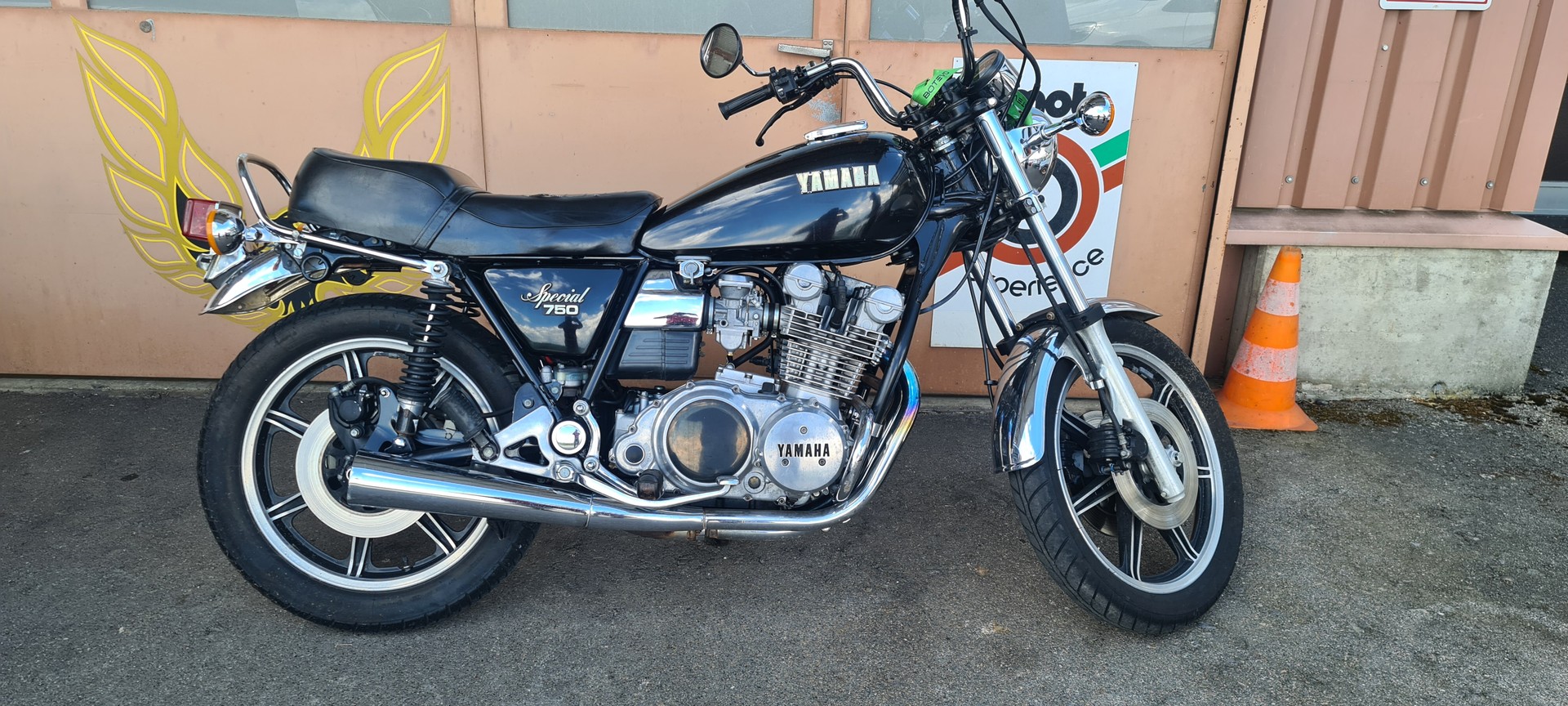 YAMAHA XS750SE-image-5
