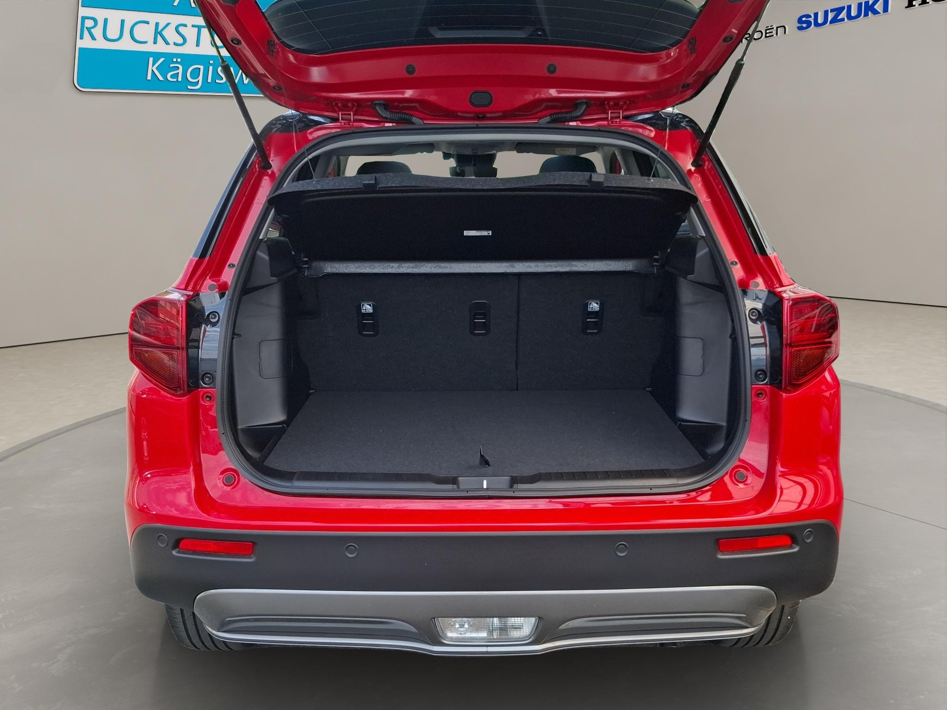 SUZUKI Vitara 1.4 T Piz Sulai Top Hybrid 4x4-image-12
