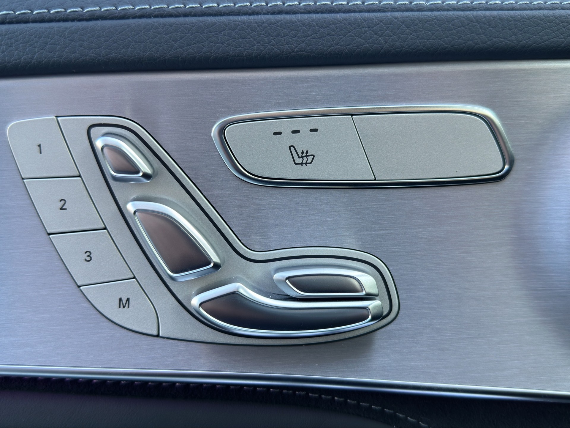 MERCEDES-BENZ C 63 S AMG Facelift-image-21