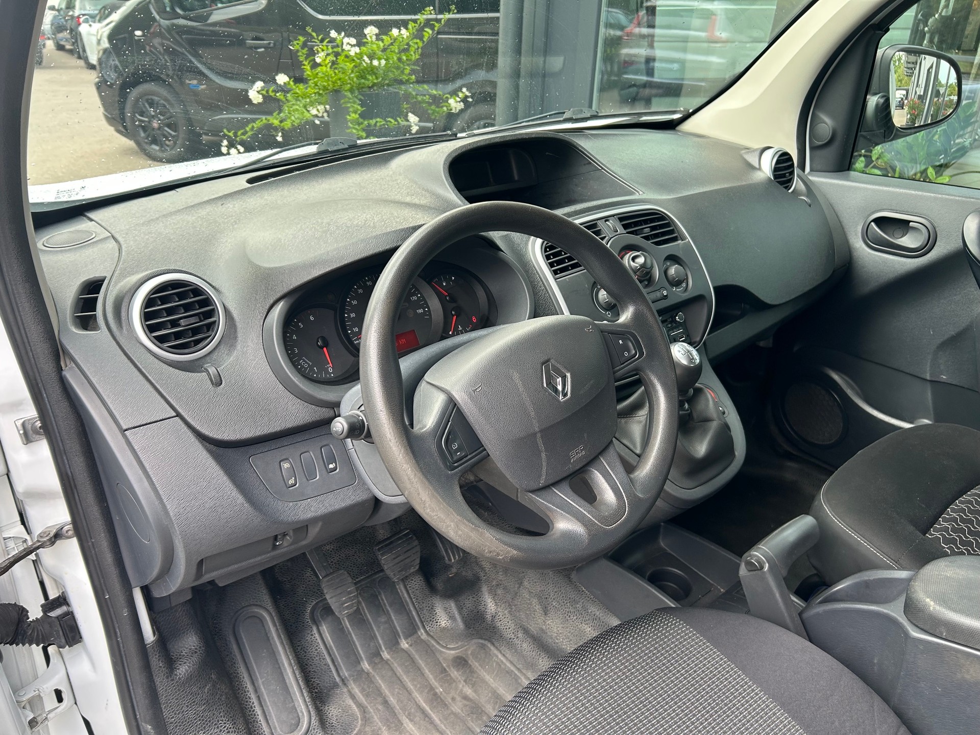 RENAULT Kangoo Medium dCi 110 Business-image-11