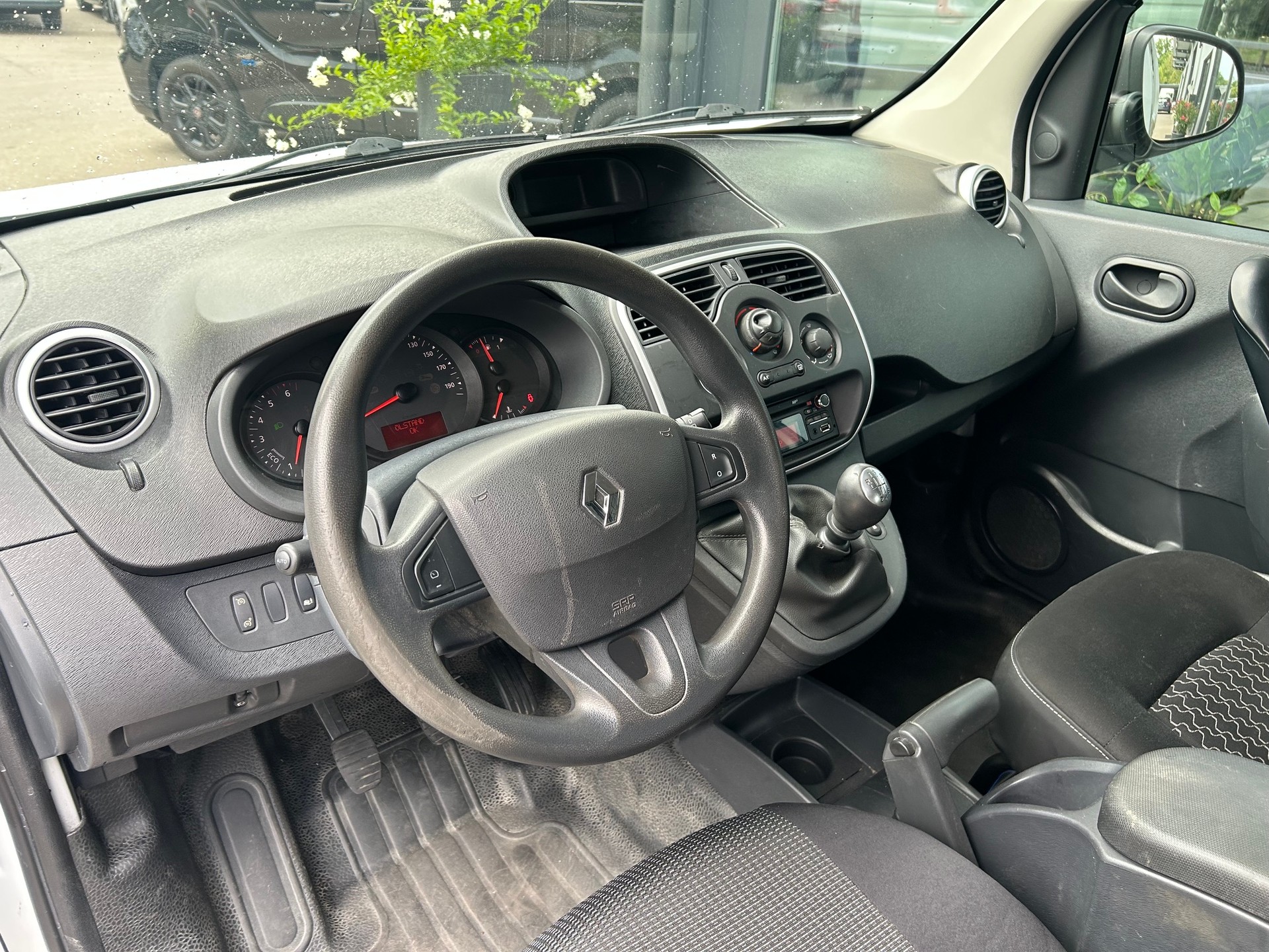 RENAULT Kangoo Medium dCi 110 Business-image-10
