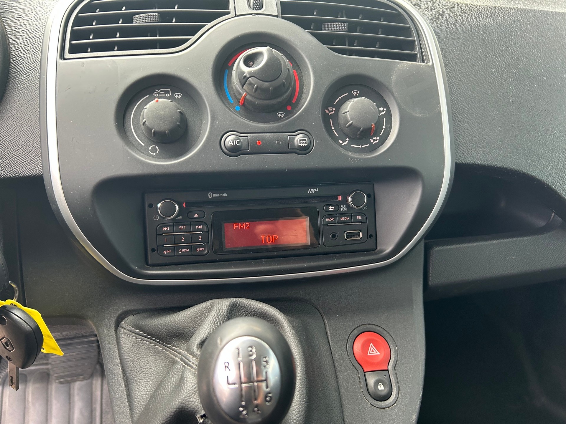 RENAULT Kangoo Medium dCi 110 Business-image-13