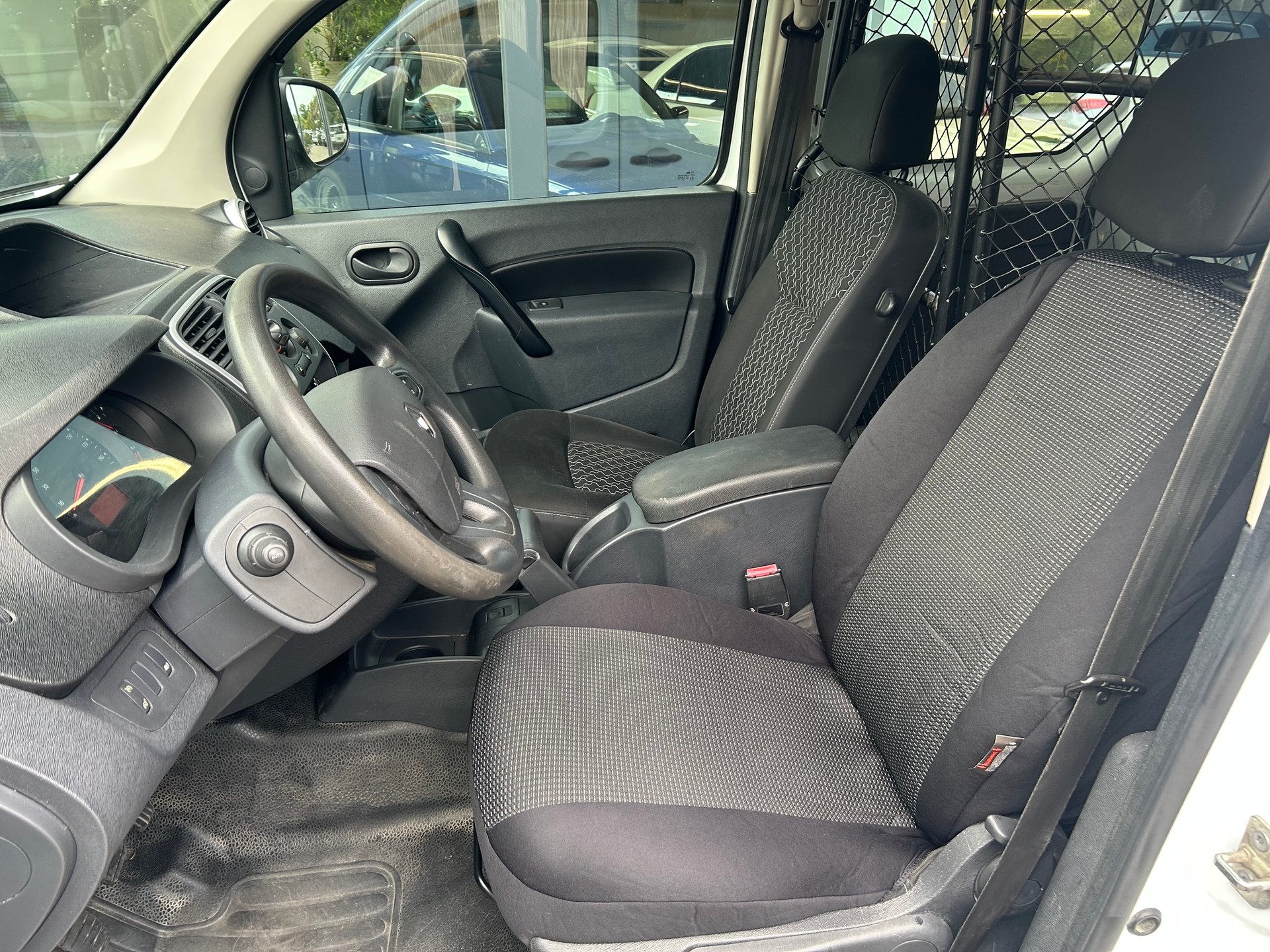 RENAULT Kangoo Medium dCi 110 Business-image-12