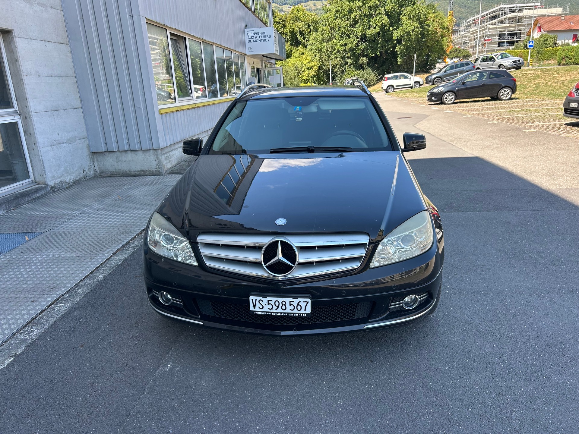 MERCEDES-BENZ C 220 CDI BlueEfficiency Automatic-image-0