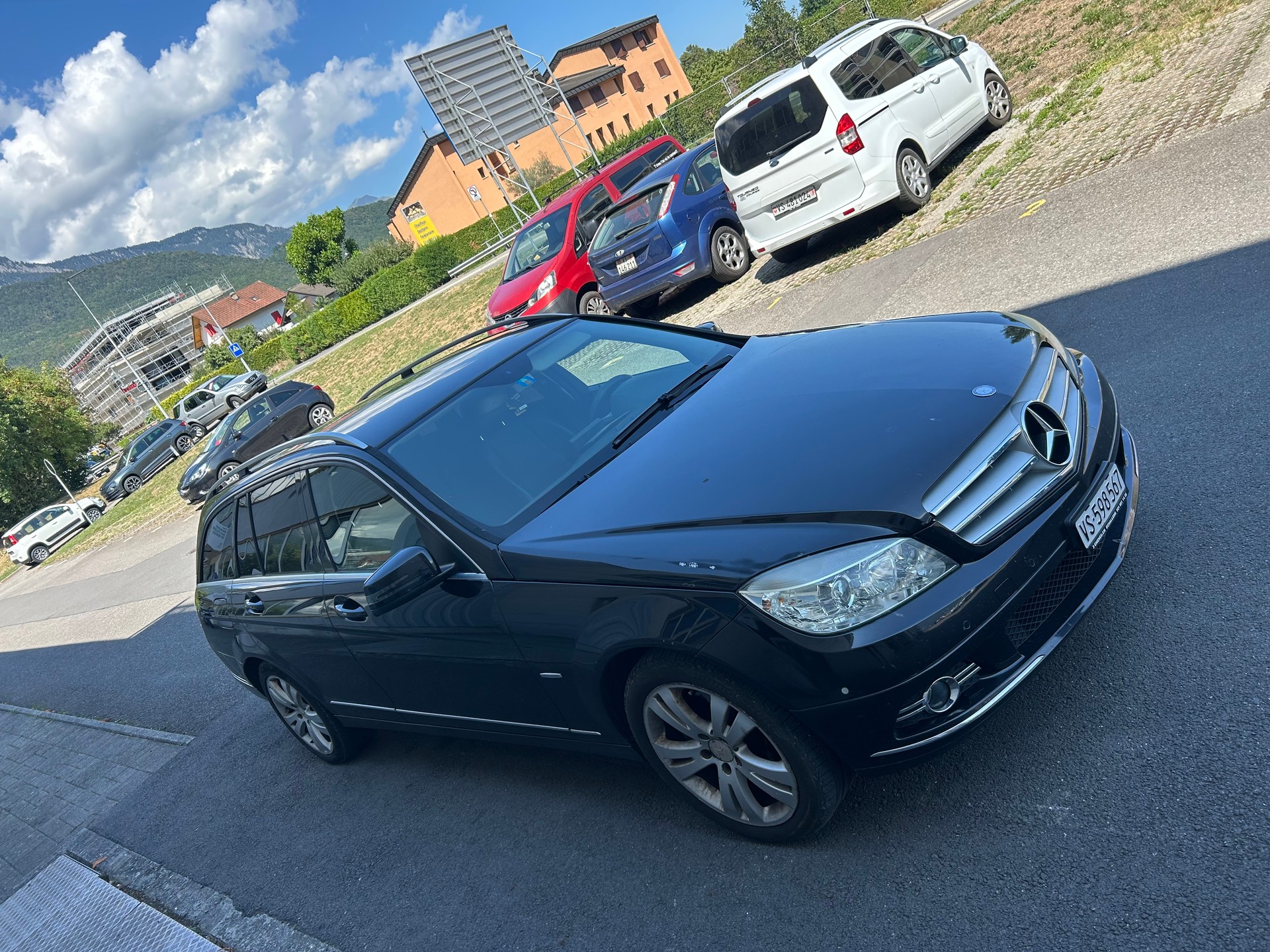 MERCEDES-BENZ C 220 CDI BlueEfficiency Automatic-image-3
