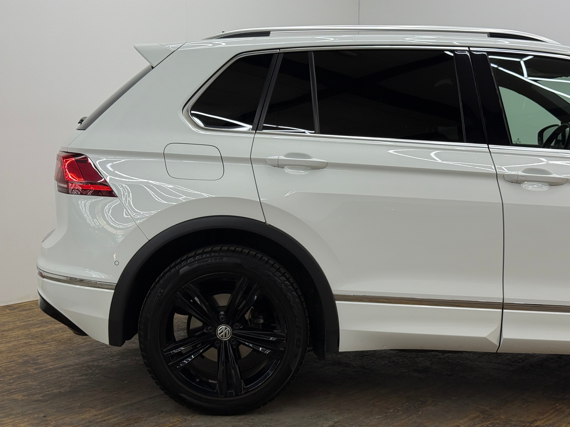 VW Tiguan 2.0TSI Highline 4Motion DSG-image-15