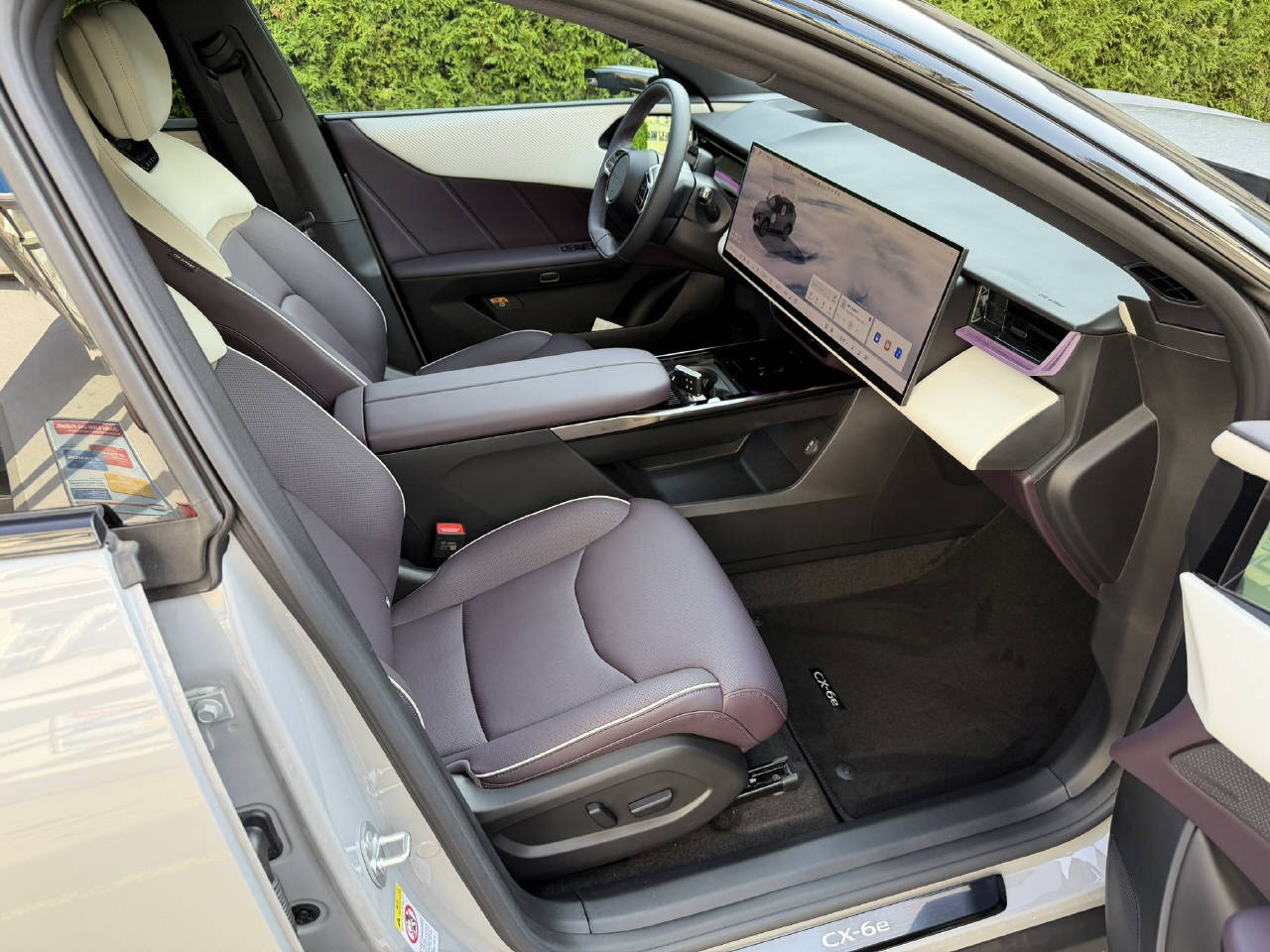 MAZDA CX-6e Takumi Plus-image-12