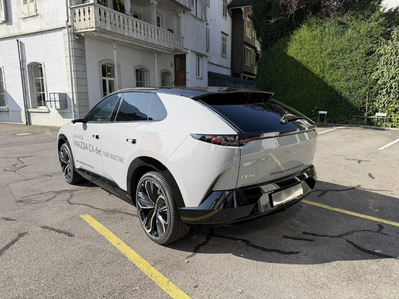 MAZDA CX-6e Takumi Plus-image-4