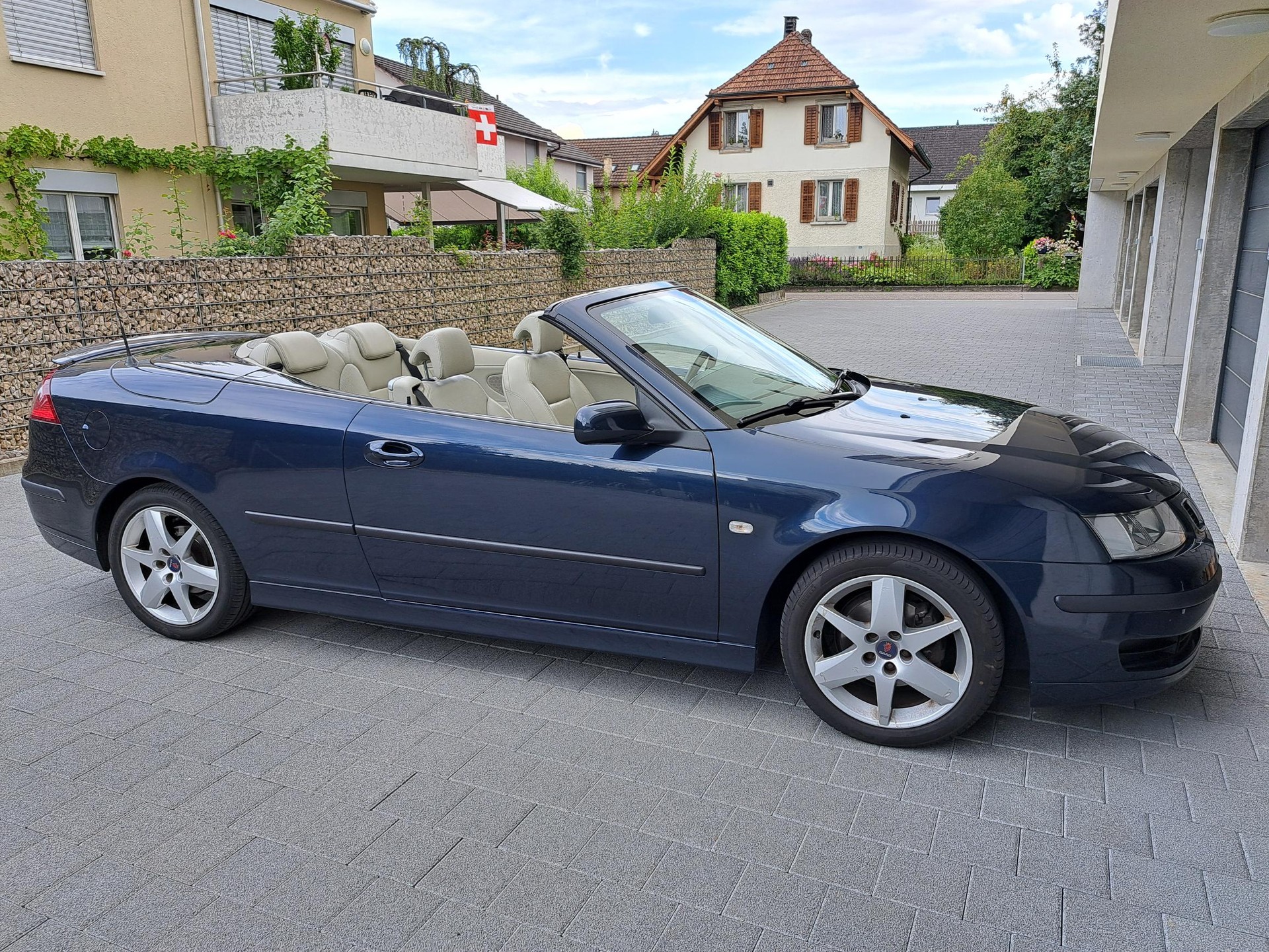SAAB 2.0 150 Anniversary Edition-image-1