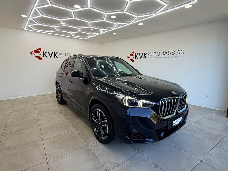 BMW X1 xDrive 23i 48V M Sport, Foto 2 von 21