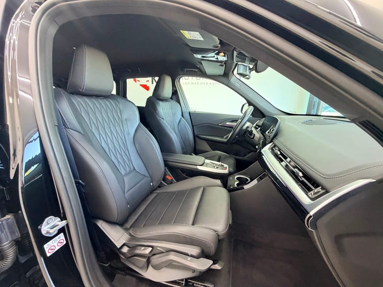 BMW X1 xDrive 23i 48V M Sport, Foto 12 von 21