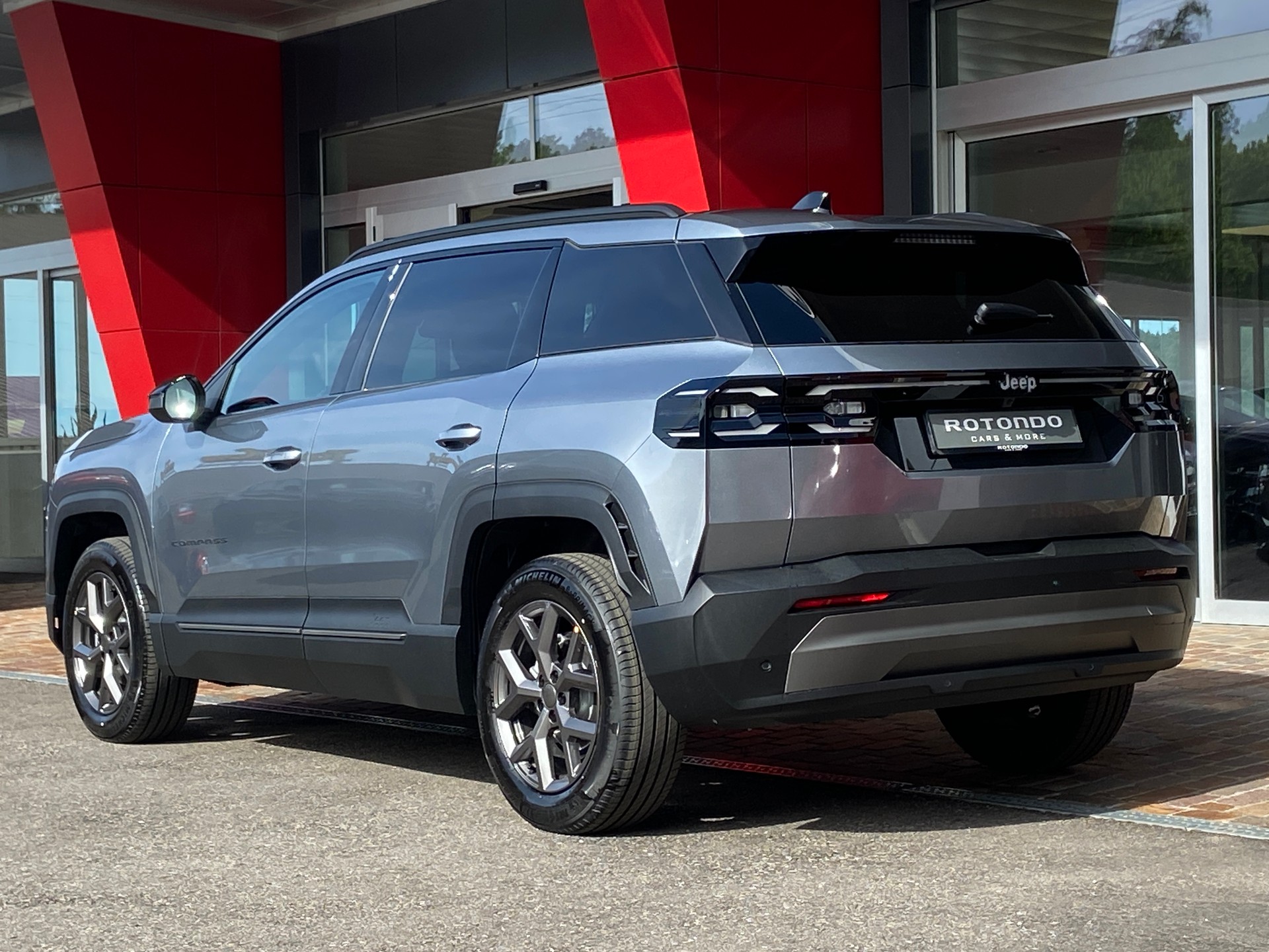 JEEP Compass 1.2 T e-Hybrid First Edition - MY26-image-16