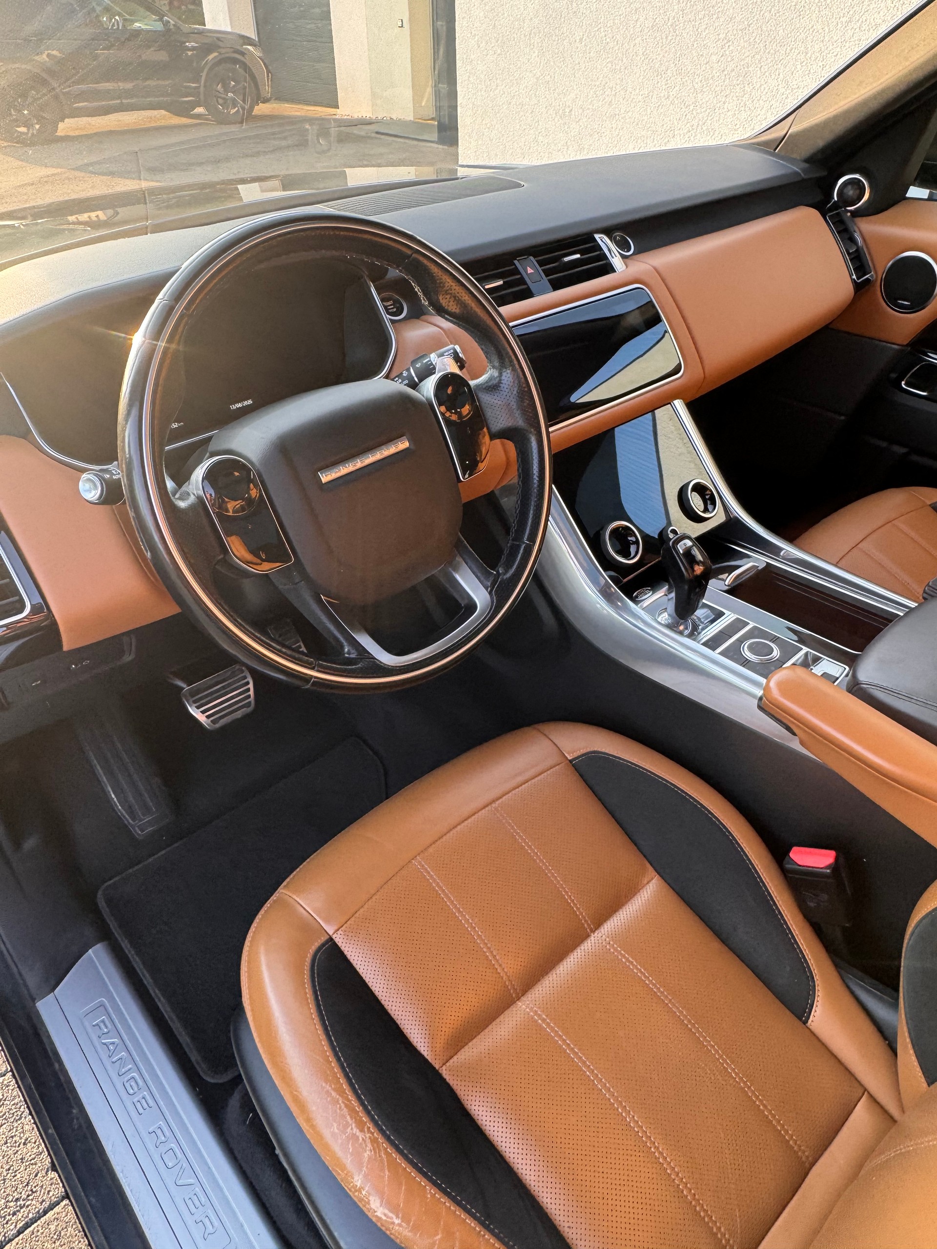 LAND ROVER Range Rover Sport 5.0 V8 S/C HSE Dynamic Automatic-image-10