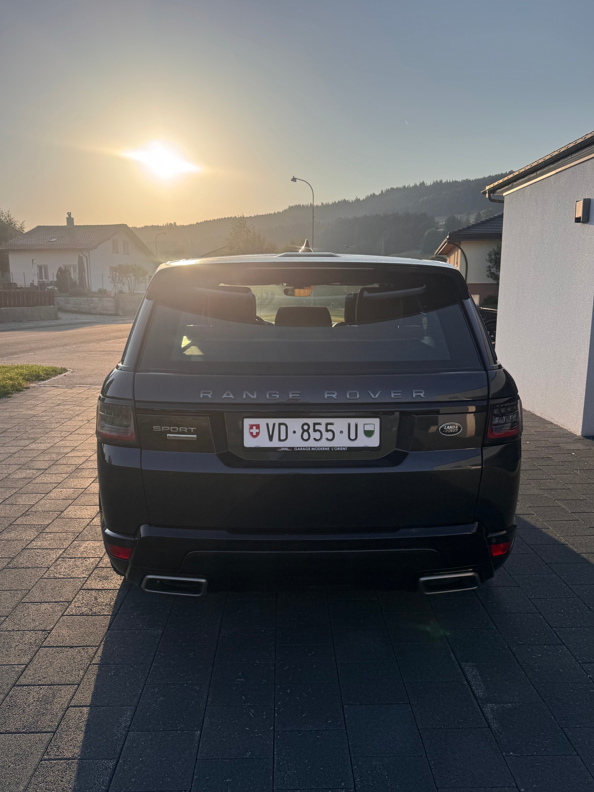 LAND ROVER Range Rover Sport 5.0 V8 S/C HSE Dynamic Automatic-image-4