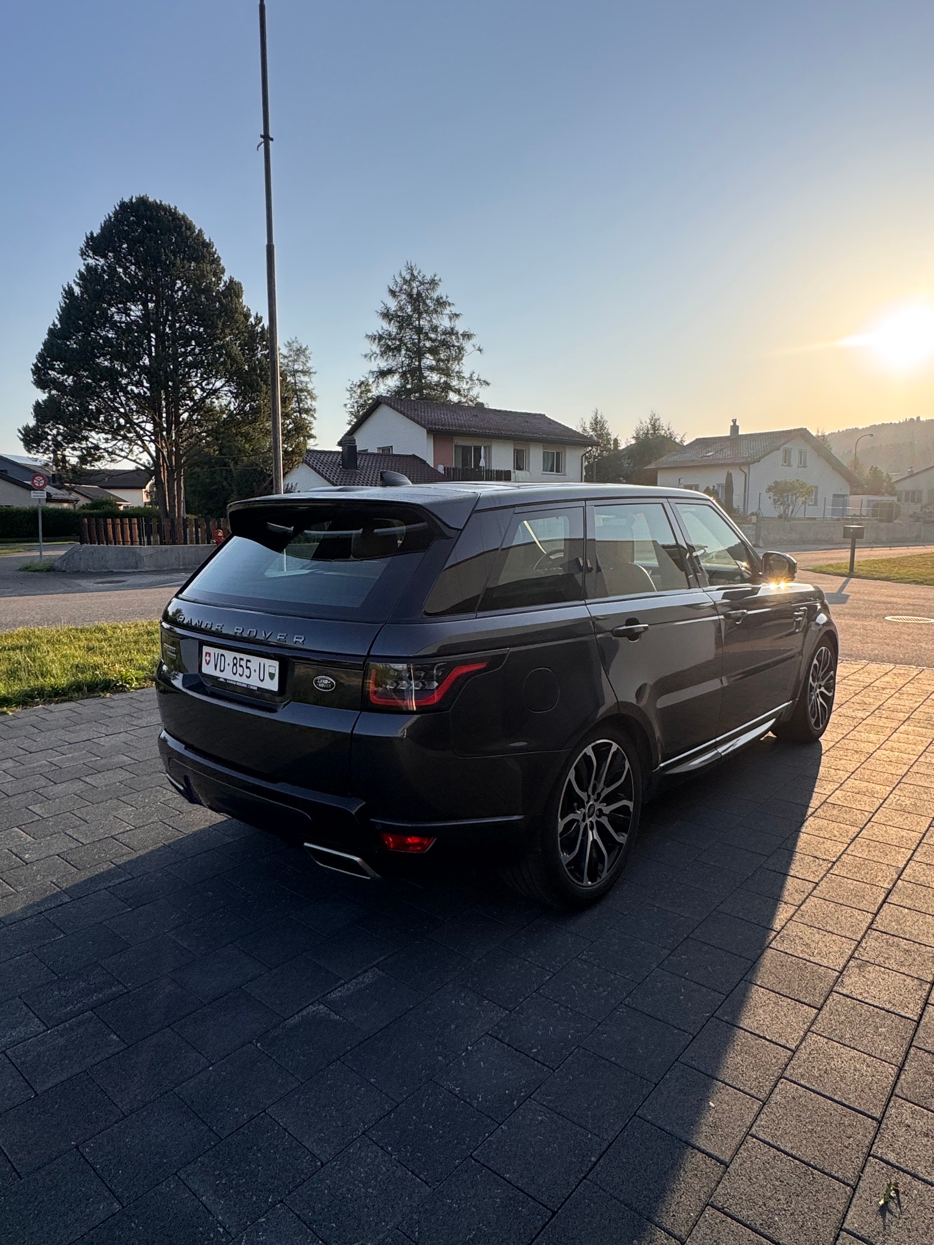 LAND ROVER Range Rover Sport 5.0 V8 S/C HSE Dynamic Automatic-image-3