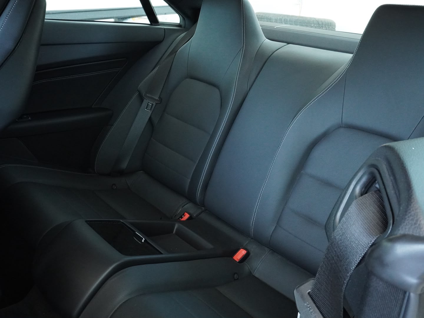 MERCEDES-BENZ E 350 7G-Tronic AMG Line-image-4