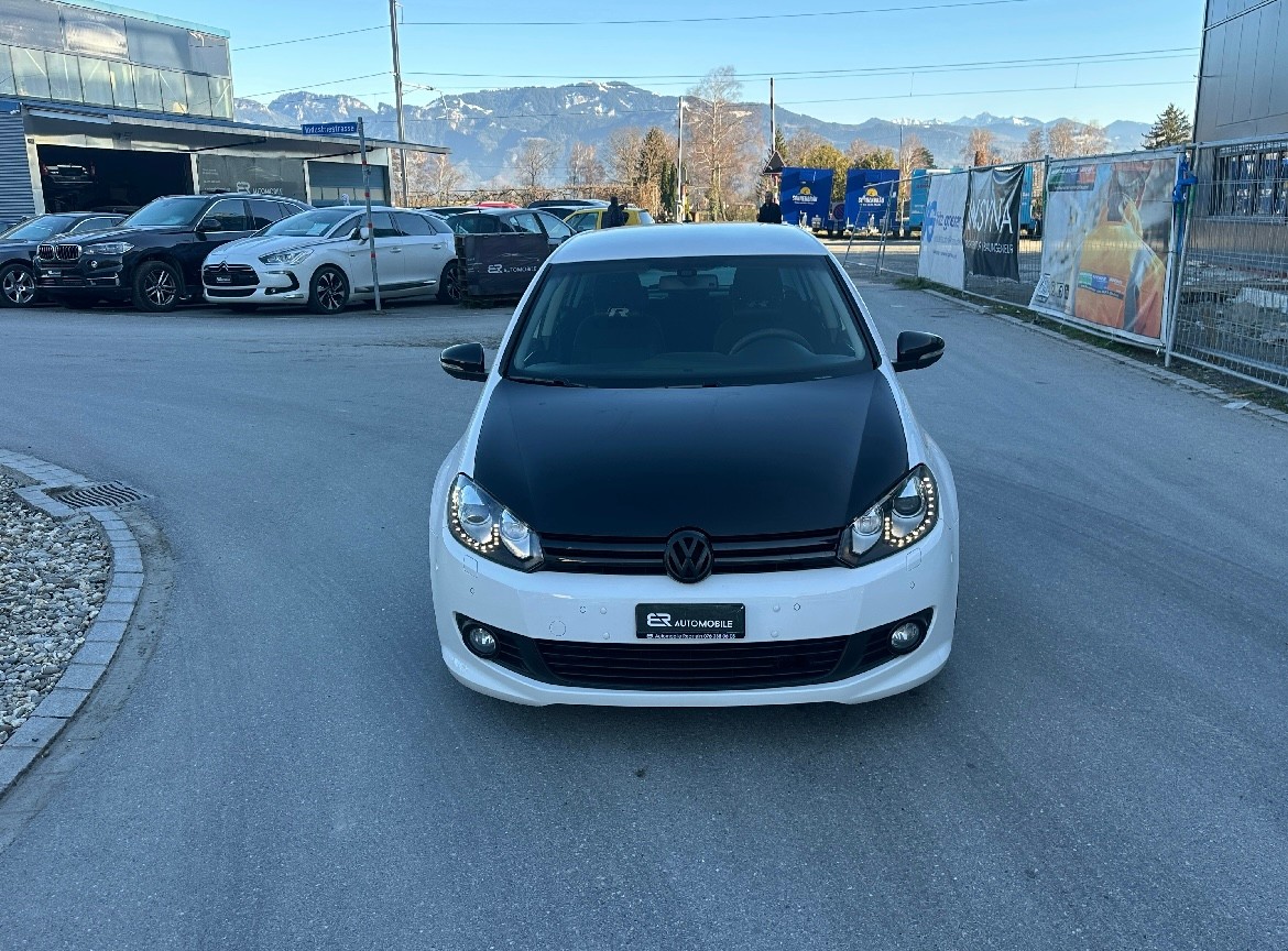 VW Golf Variant 1.2 TSI R-Line-image-2