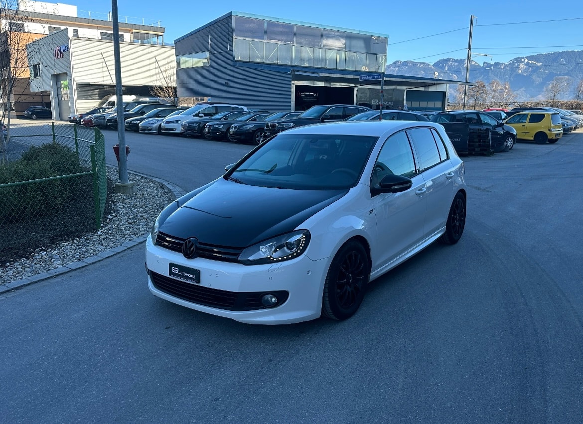 VW Golf Variant 1.2 TSI R-Line-image-0