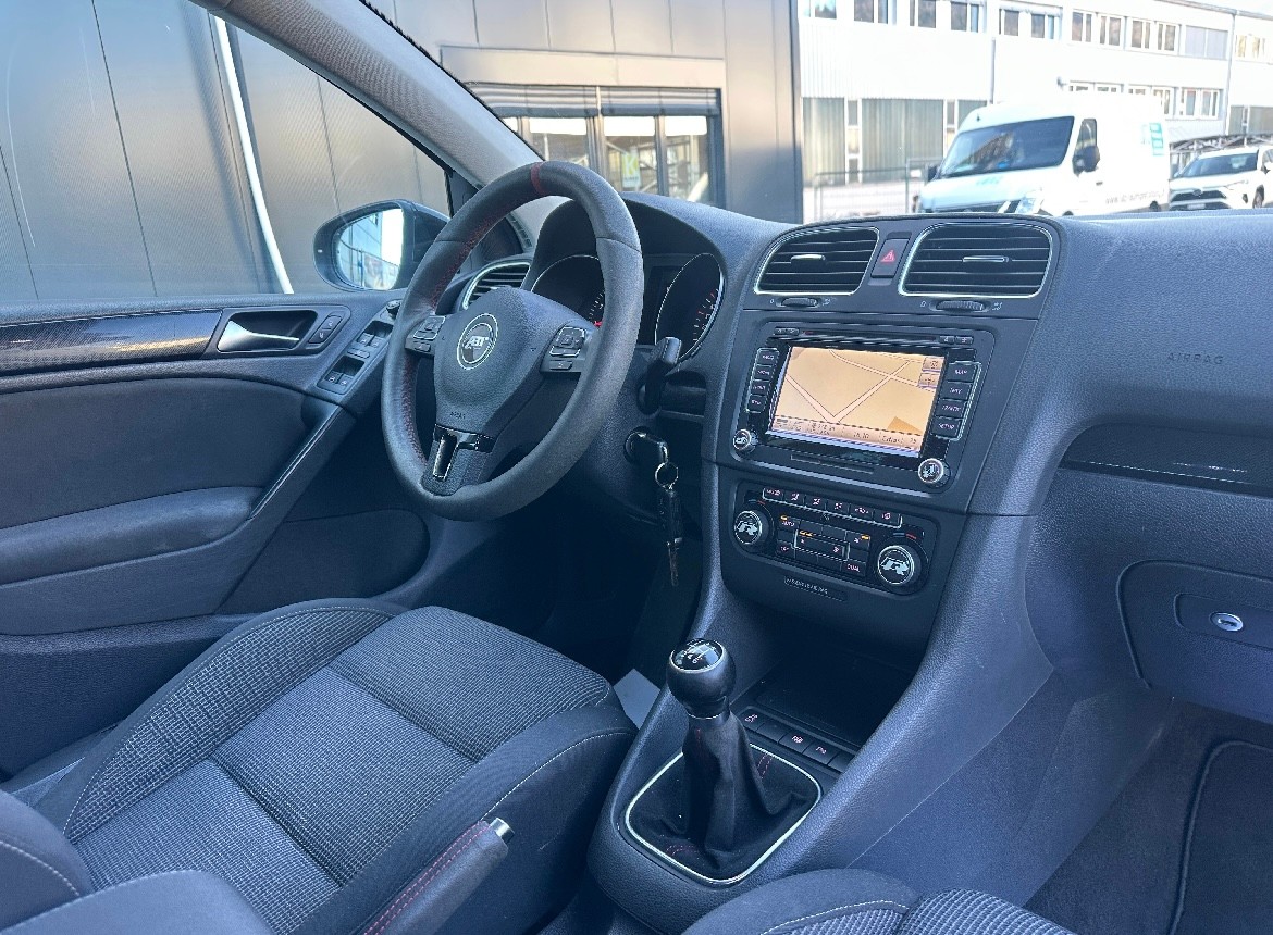 VW Golf Variant 1.2 TSI R-Line-image-9