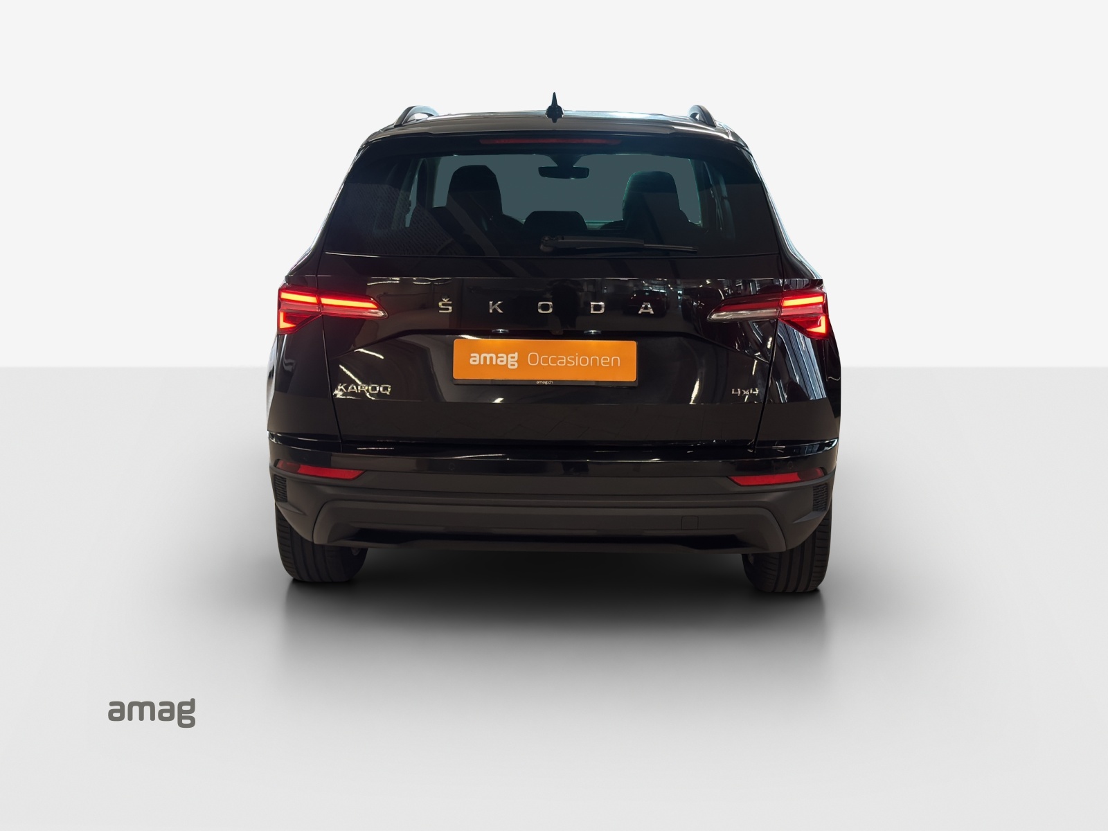 SKODA Karoq 2.0 TDI CR Style 4x4 DSG-image-3