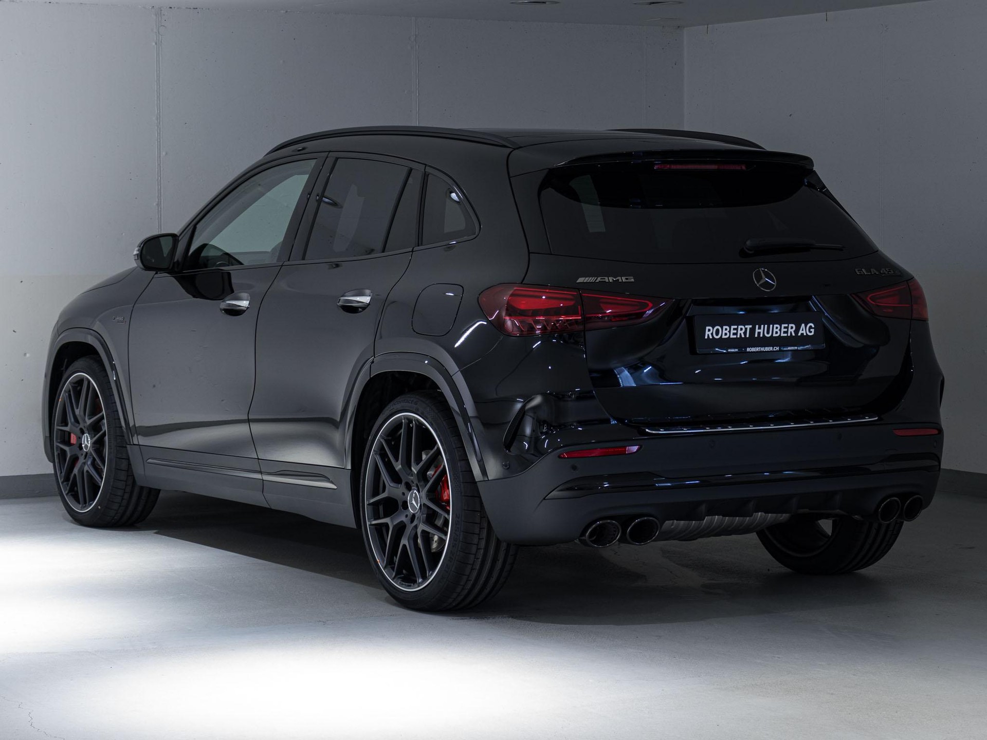 MERCEDES-BENZ GLA 45 S AMG 4MATIC+-image-3