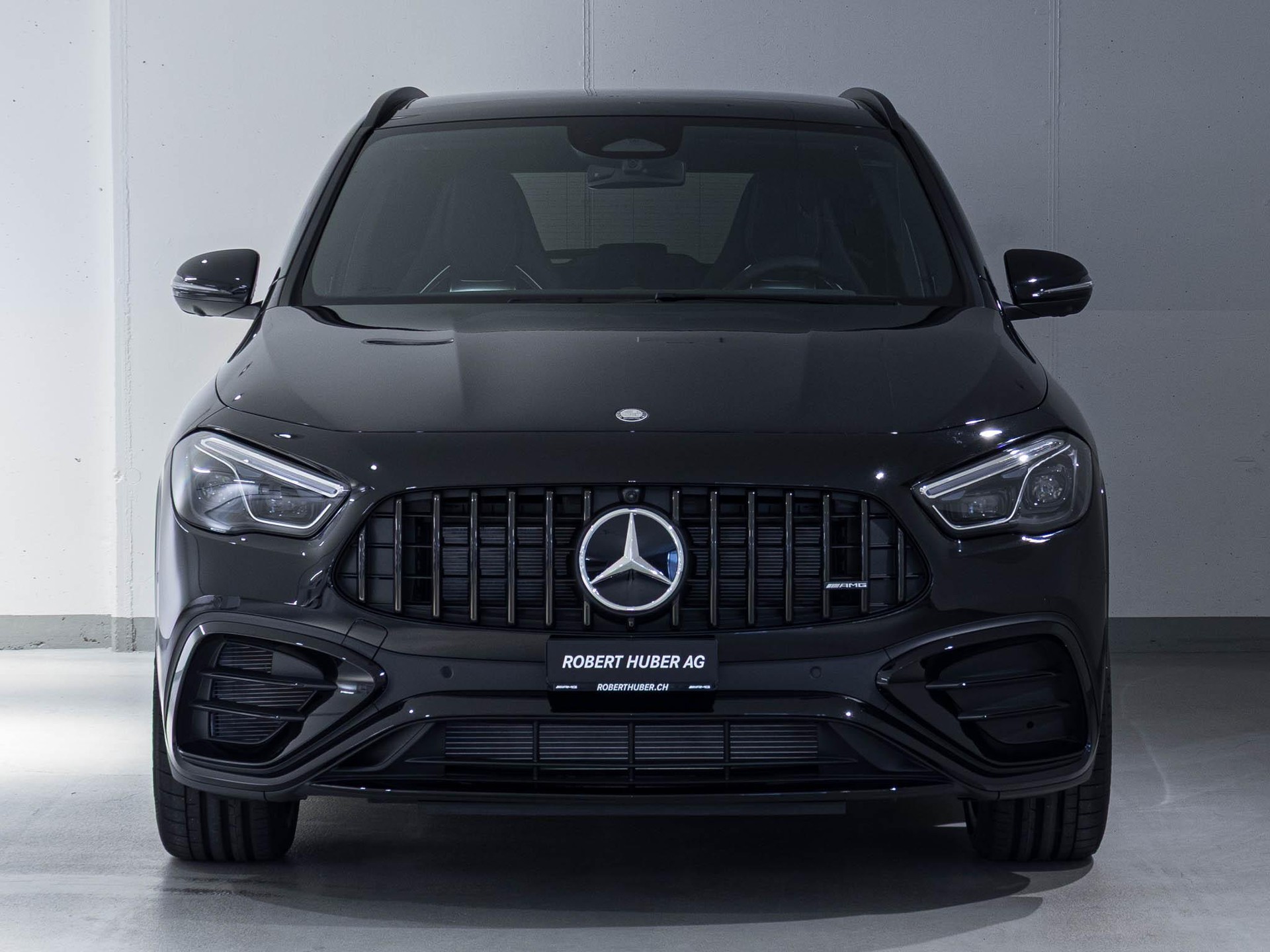 MERCEDES-BENZ GLA 45 S AMG 4MATIC+-image-2