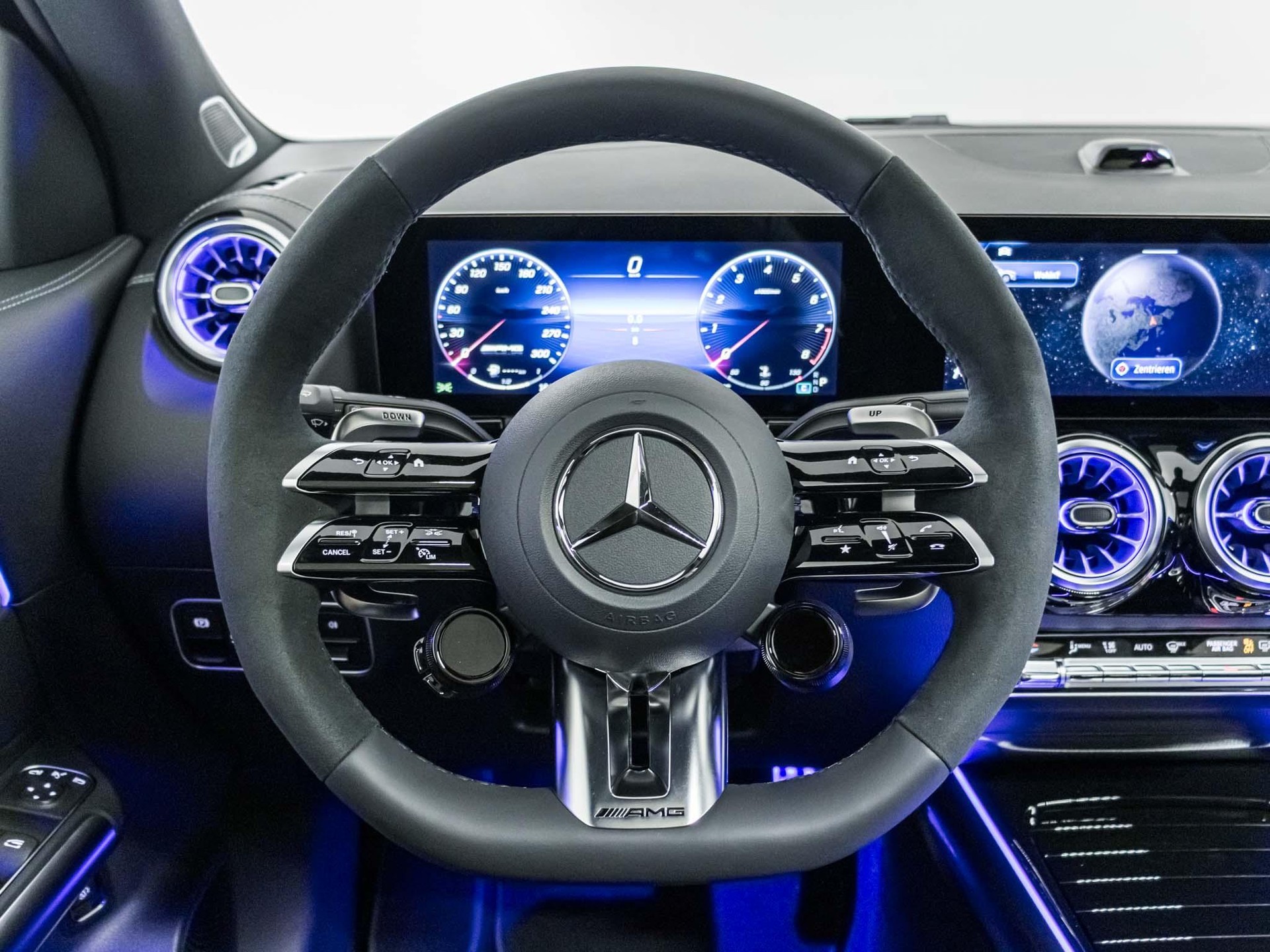 MERCEDES-BENZ GLA 45 S AMG 4MATIC+-image-10