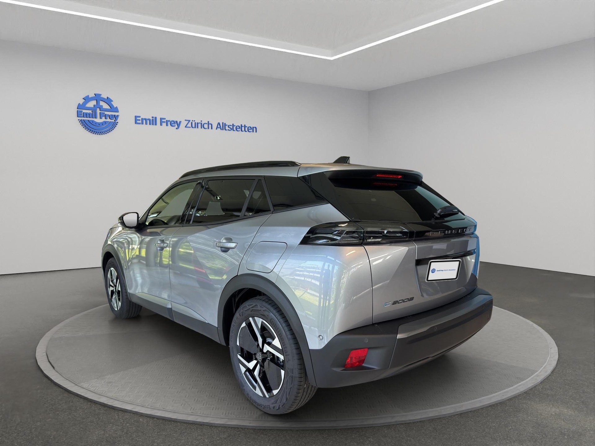 PEUGEOT 2008 e-Allure-image-1