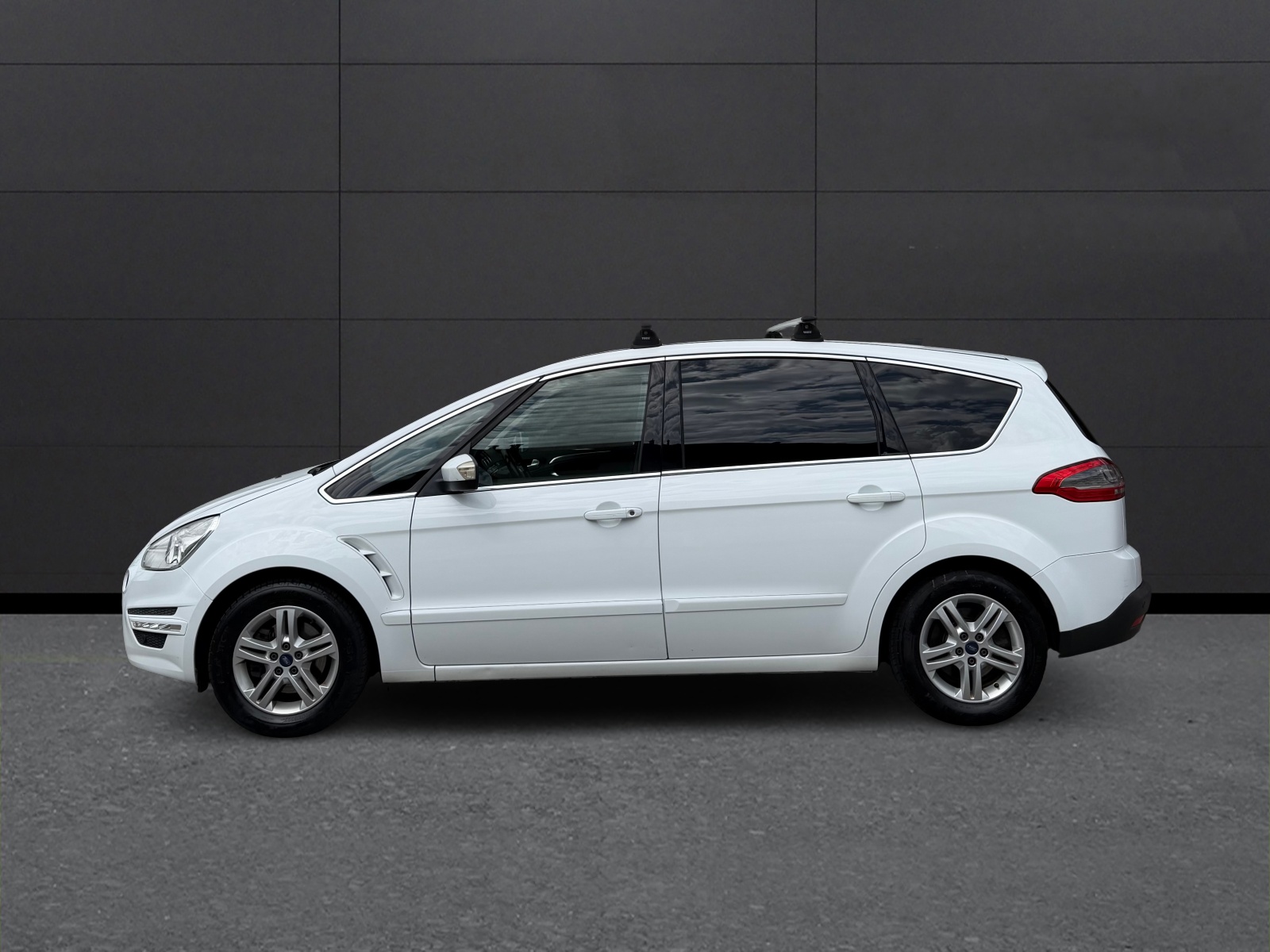 FORD S-Max 2.0 TDCi Titanium PowerShift-image-1