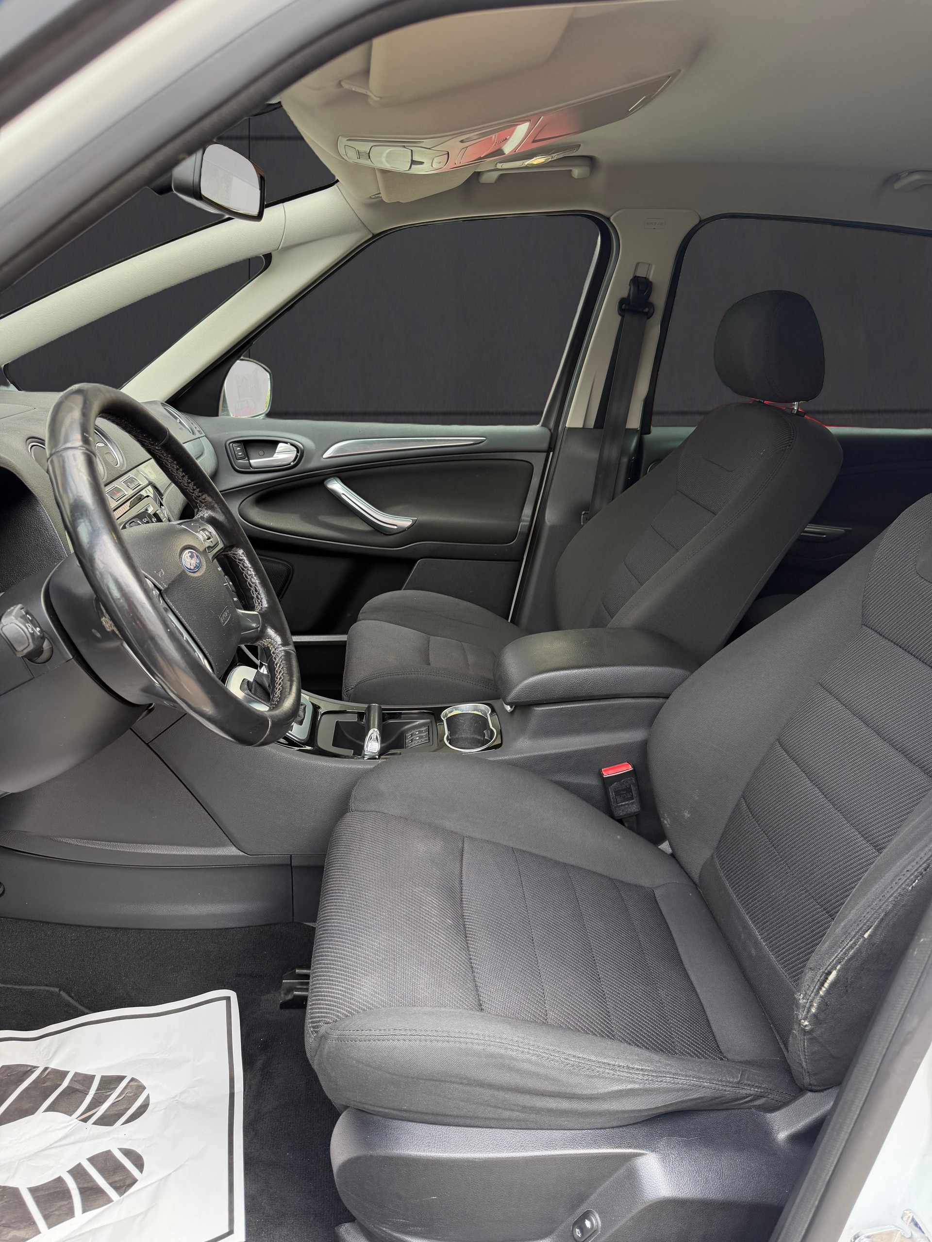 FORD S-Max 2.0 TDCi Titanium PowerShift-image-4
