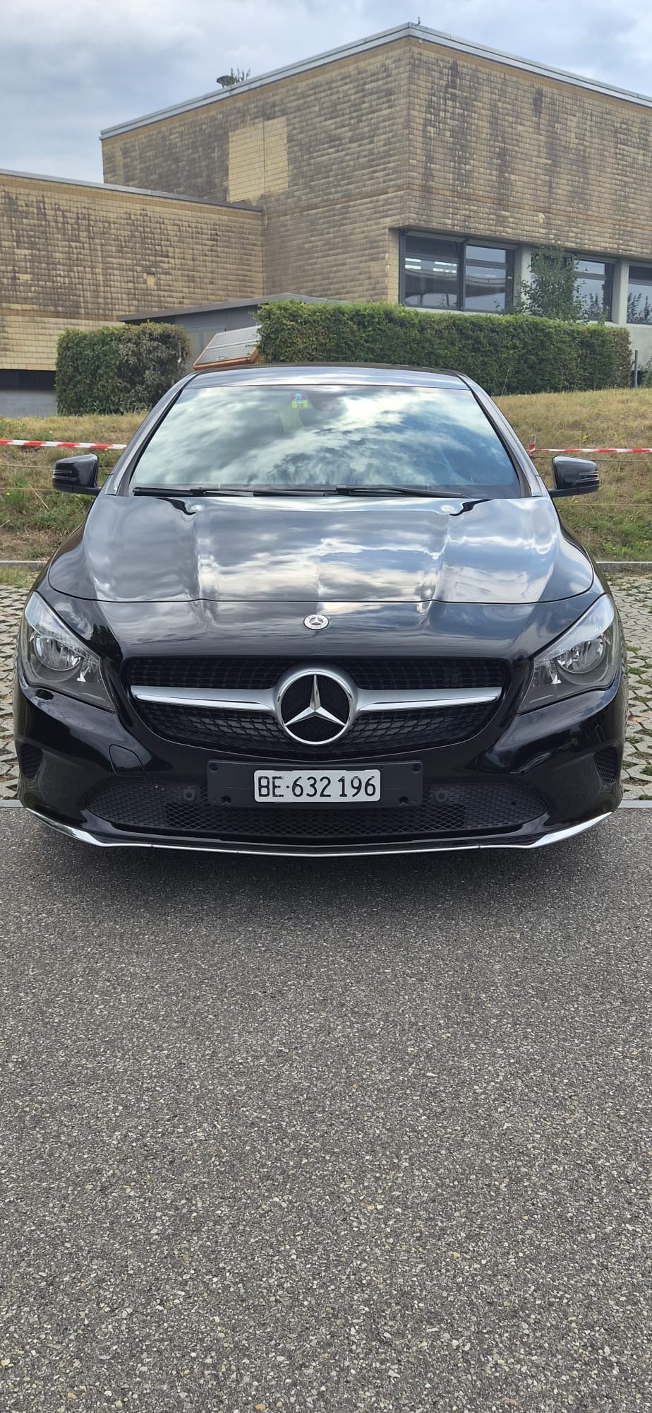 MERCEDES-BENZ CLA 200-image-4