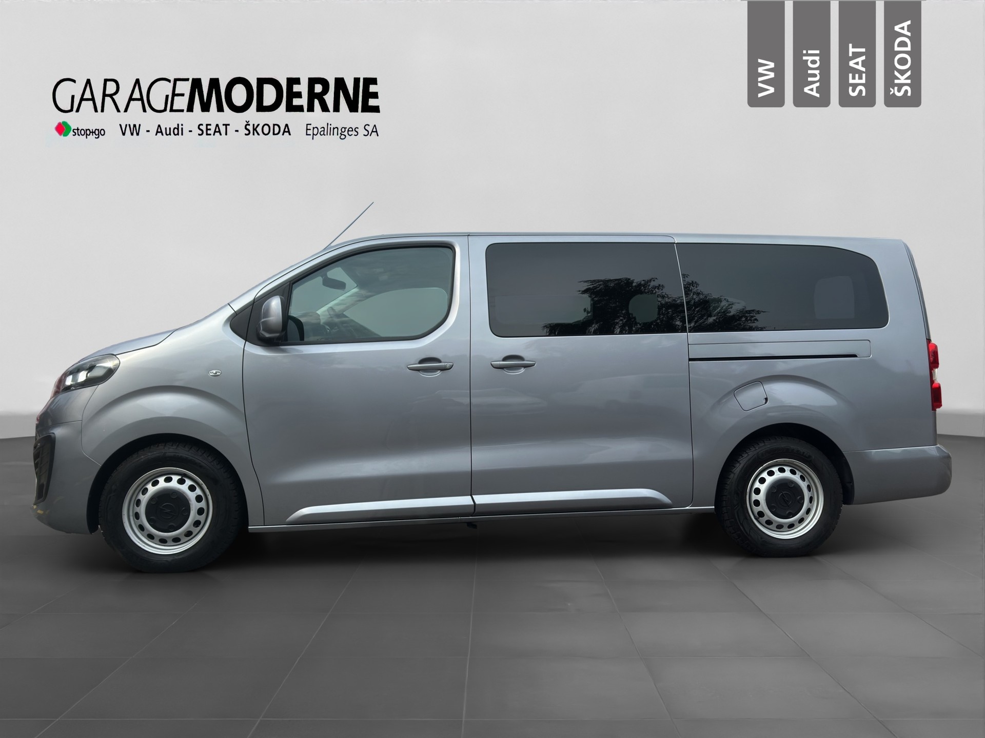 OPEL Vivaro Combi 1.5 CDTI Essentia s/s L-image-3