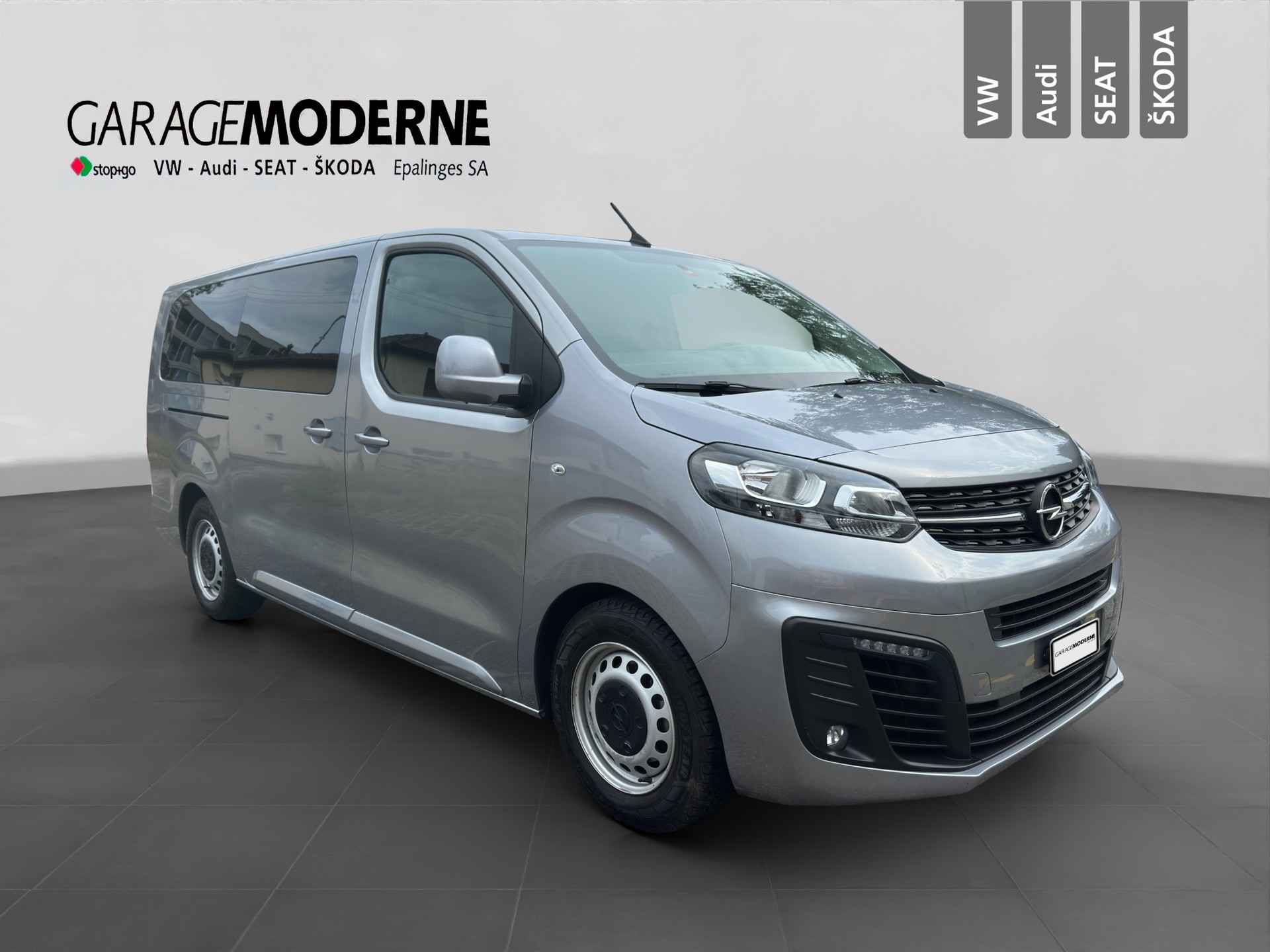 OPEL Vivaro Combi 1.5 CDTI Essentia s/s L-image-0