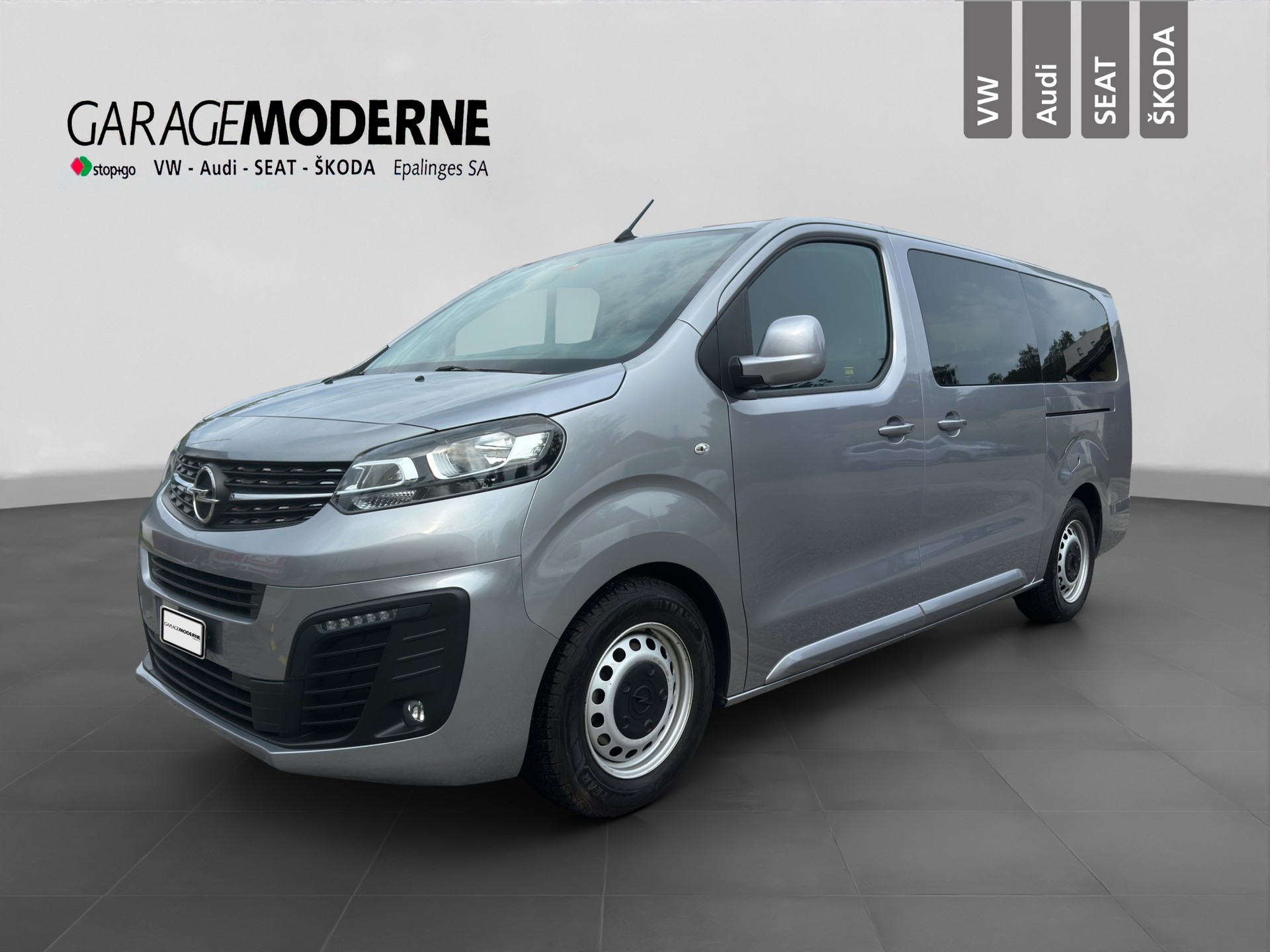 OPEL Vivaro Combi 1.5 CDTI Essentia s/s L-image-2