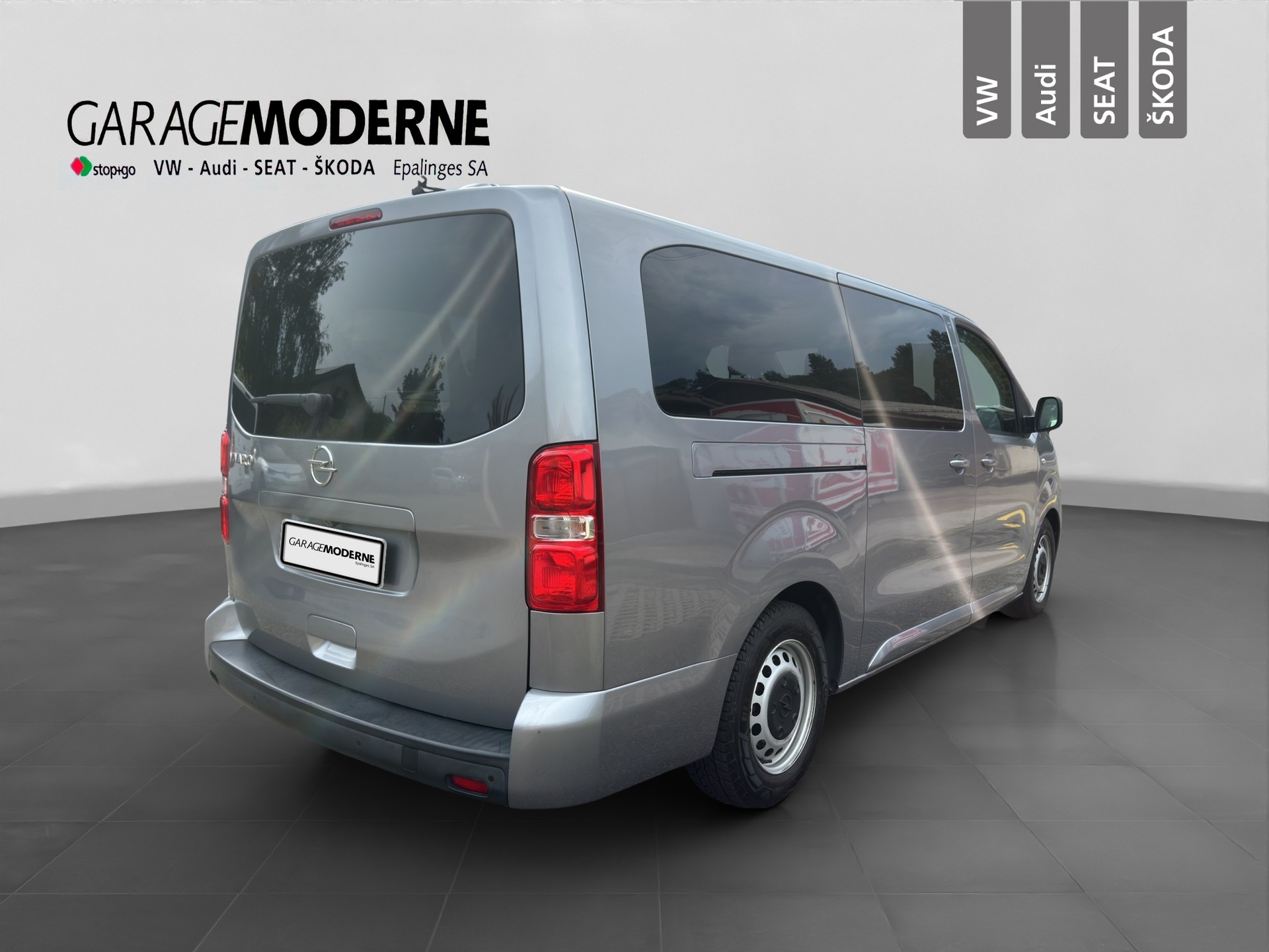 OPEL Vivaro Combi 1.5 CDTI Essentia s/s L-image-6