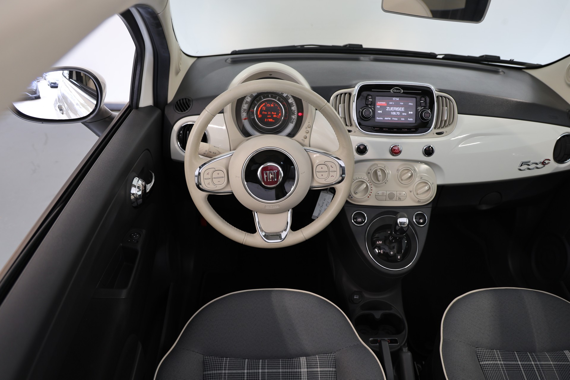FIAT 500 C 1.2 Lounge Dual.-image-8