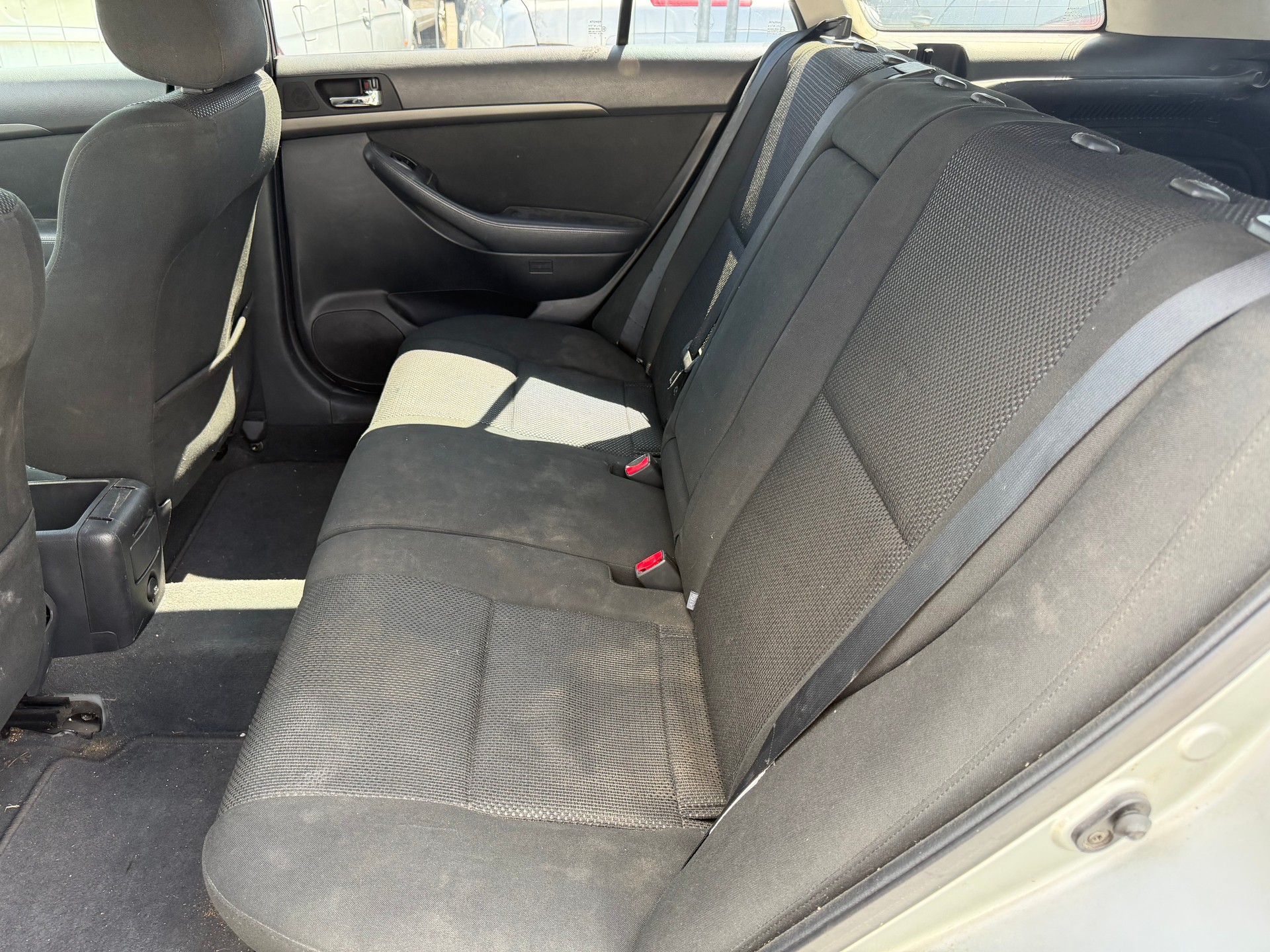 TOYOTA Avensis 2.2D-4 D Linea Sol Sportswagon-image-7
