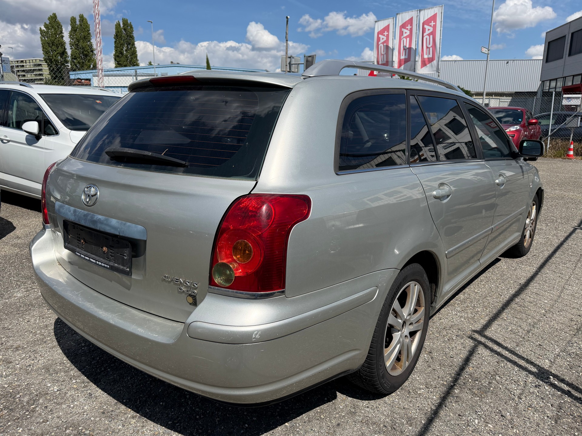 TOYOTA Avensis 2.2D-4 D Linea Sol Sportswagon-image-2