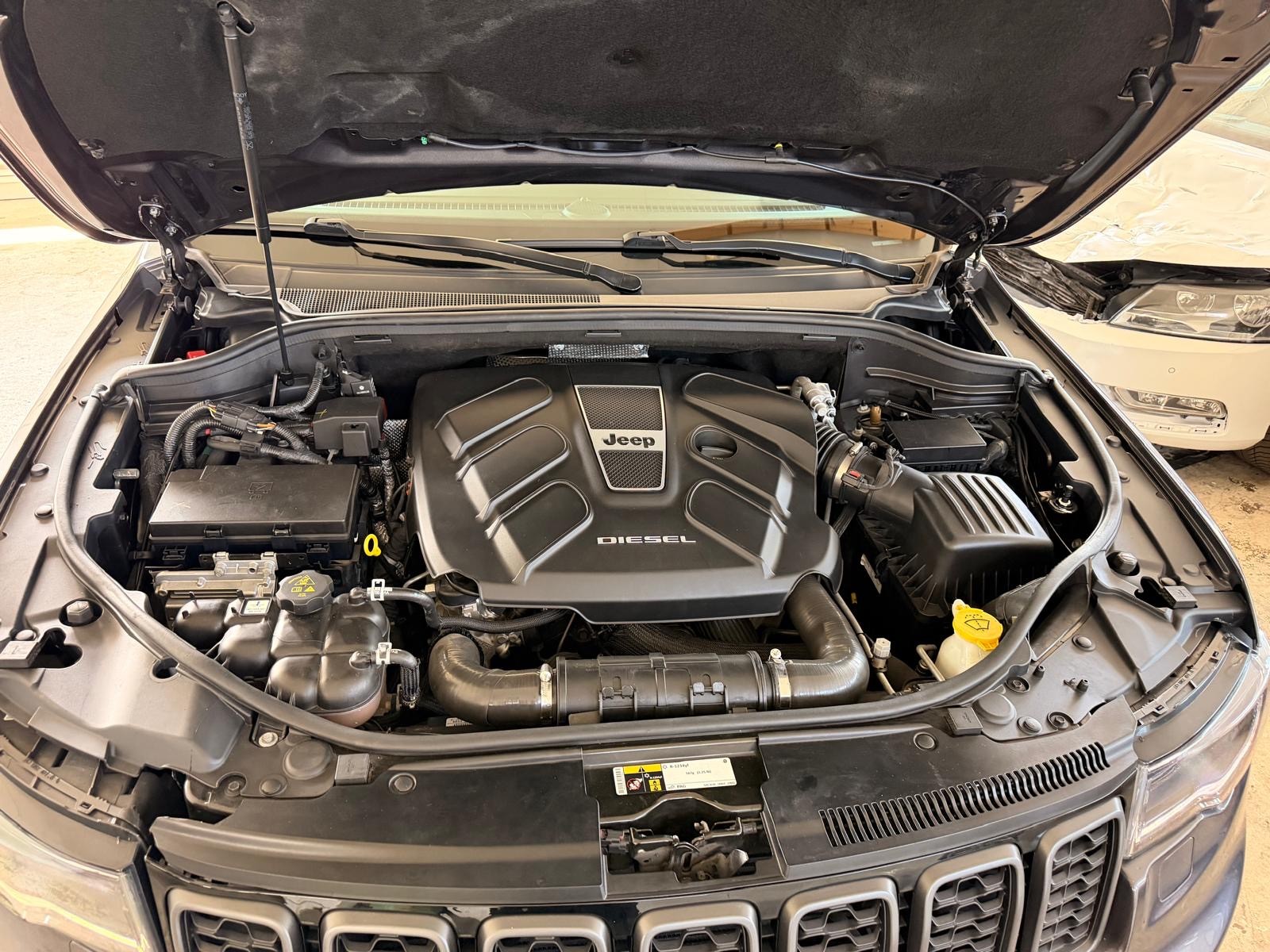 JEEP Grand Cherokee 3.0 CRD Trailhawk Automatic-image-7