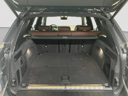 BMW X5 xDr 50e M Sport Pro-image-12