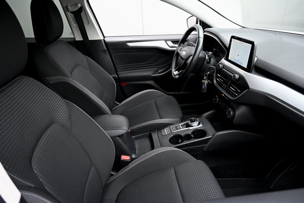 FORD Focus 1.5 SCTi Trend+ Automatic-image-4
