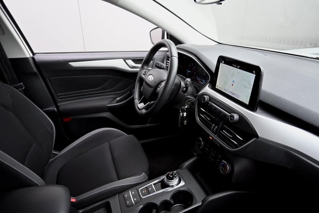 FORD Focus 1.5 SCTi Trend+ Automatic-image-6