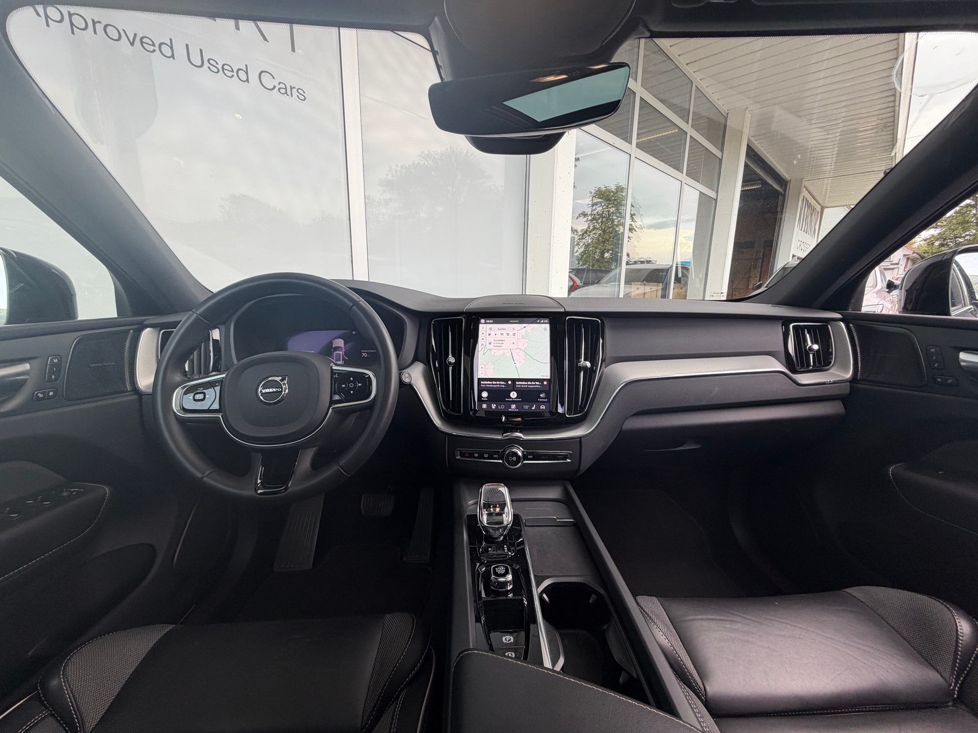 VOLVO XC60 T6 eAWD R-Design Geartronic-image-8