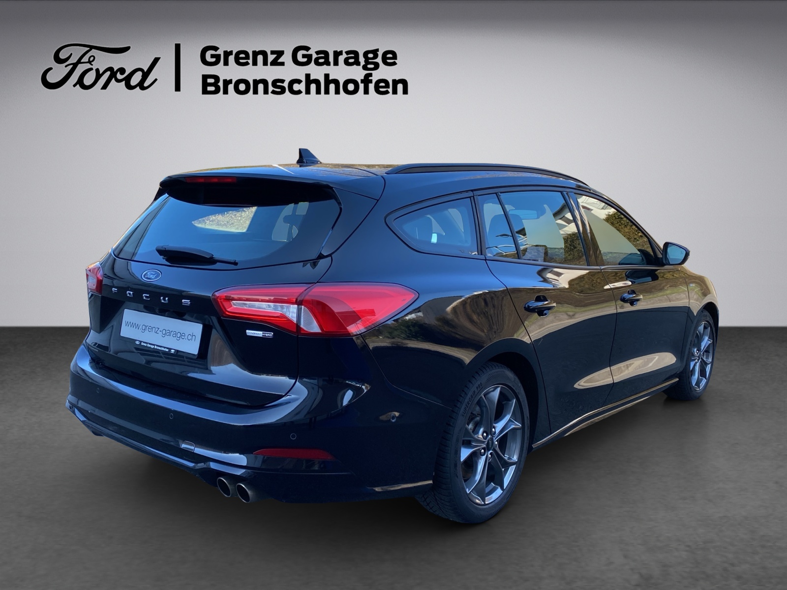 FORD Focus Station Wagon 1.0i EcoB Hybrid 155 ST-Line-image-5