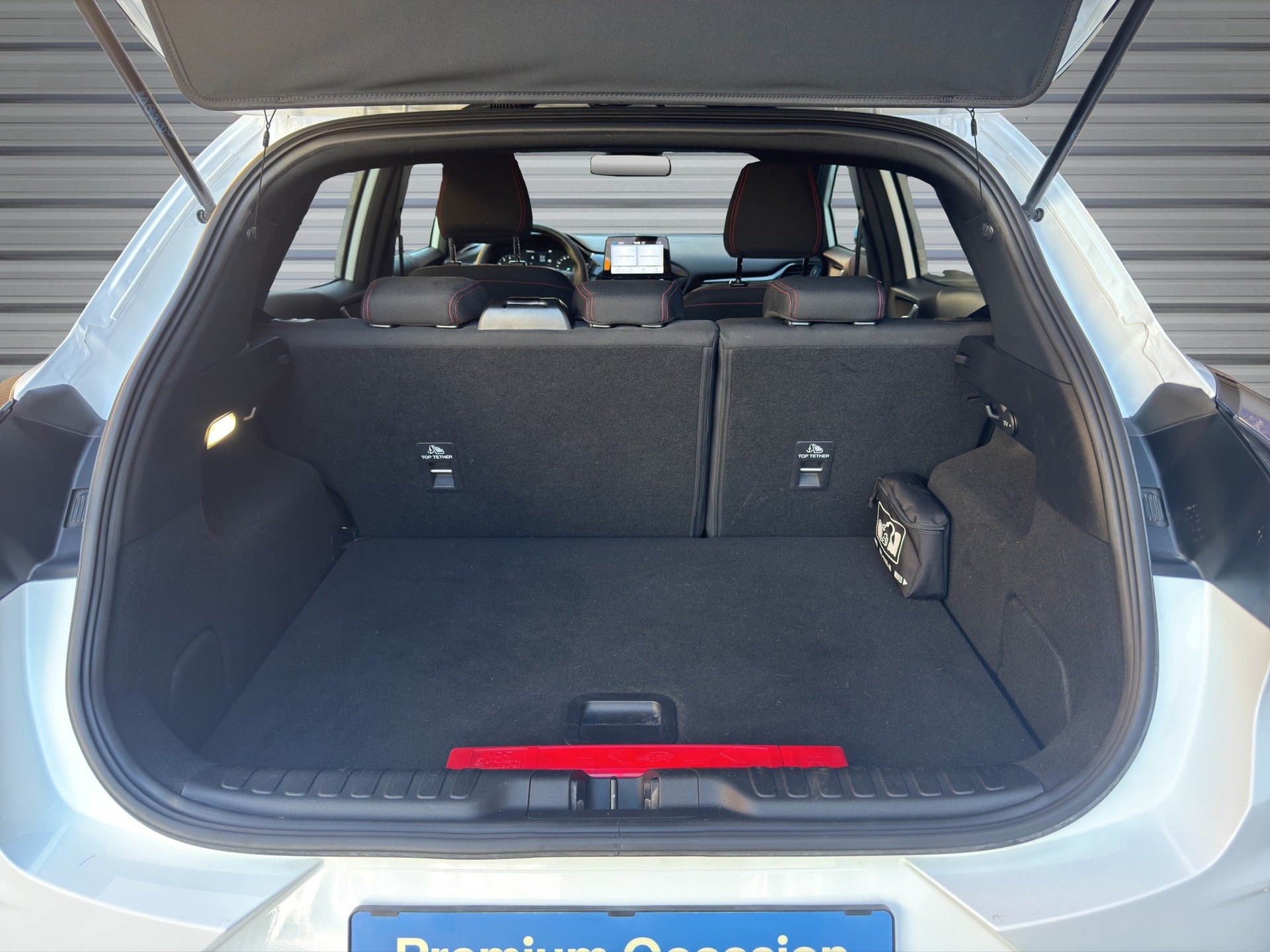 FORD Puma 1.0 EcoBosst ST-Line X Design Automat-image-17
