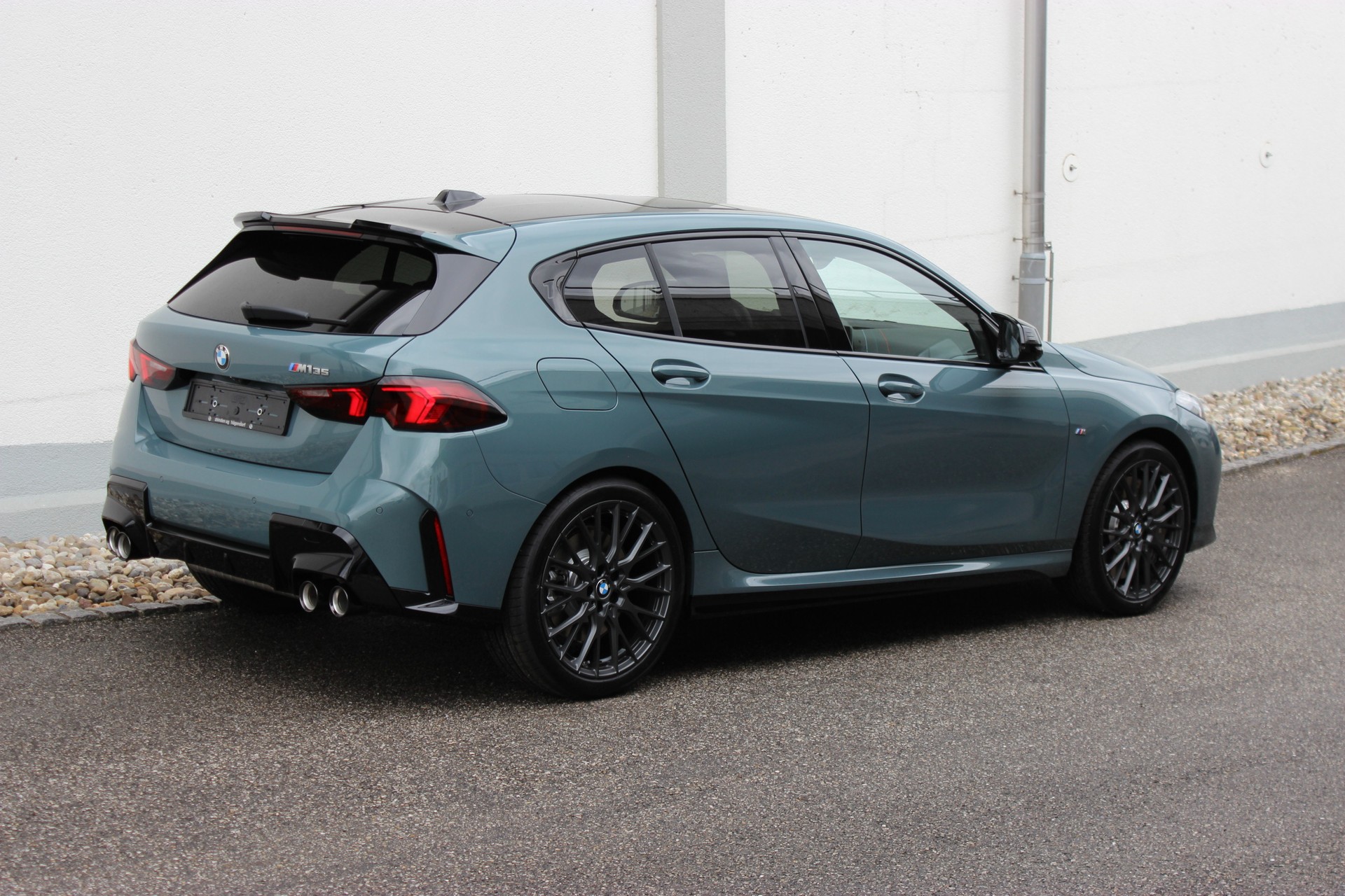 BMW M135 xDrive M Technik Paket Cape York Grün metallic 🎉0.0%-LEASINGAKTION🎉-image-5