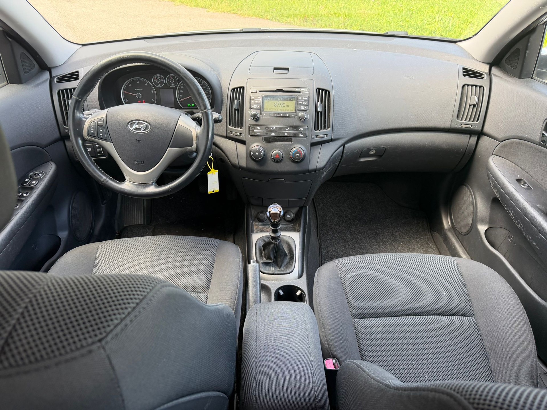 HYUNDAI i30 Wagon 1.6 CRDi Style-image-4